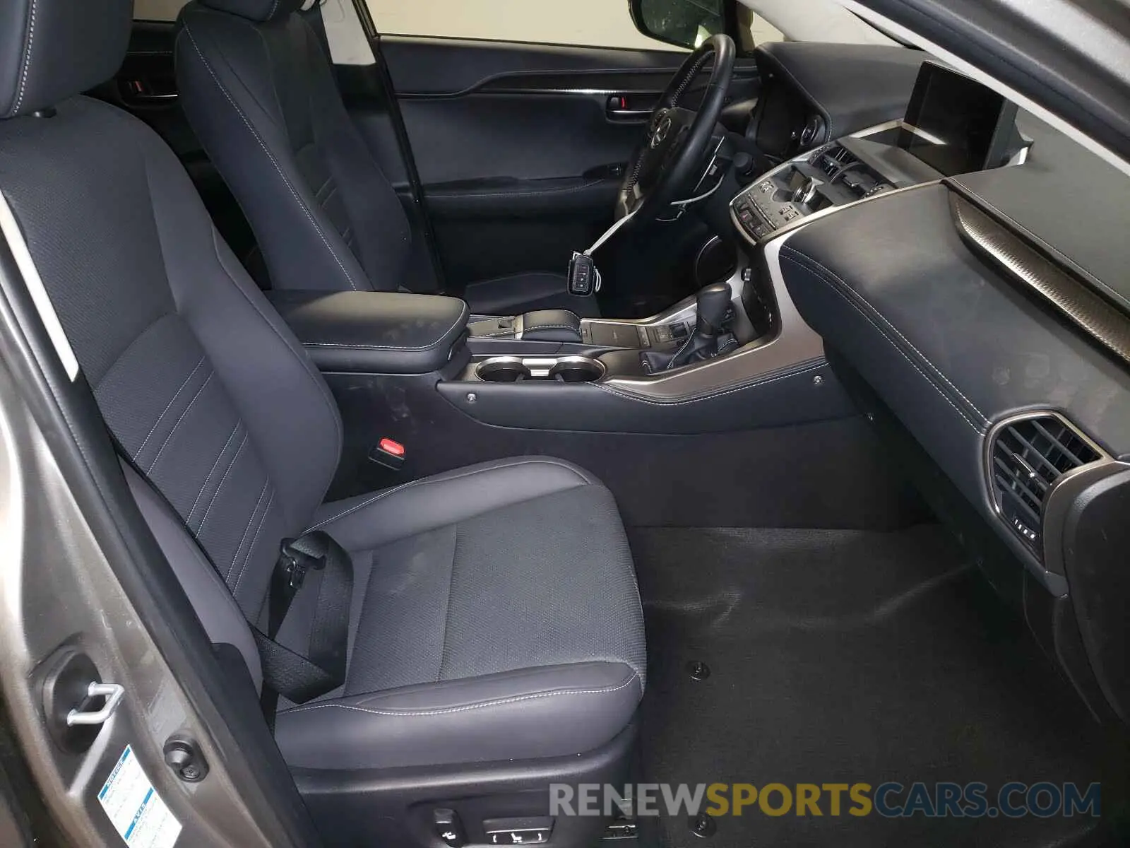 5 Photograph of a damaged car JTJDJRDZ1L2144433 LEXUS NX 2020
