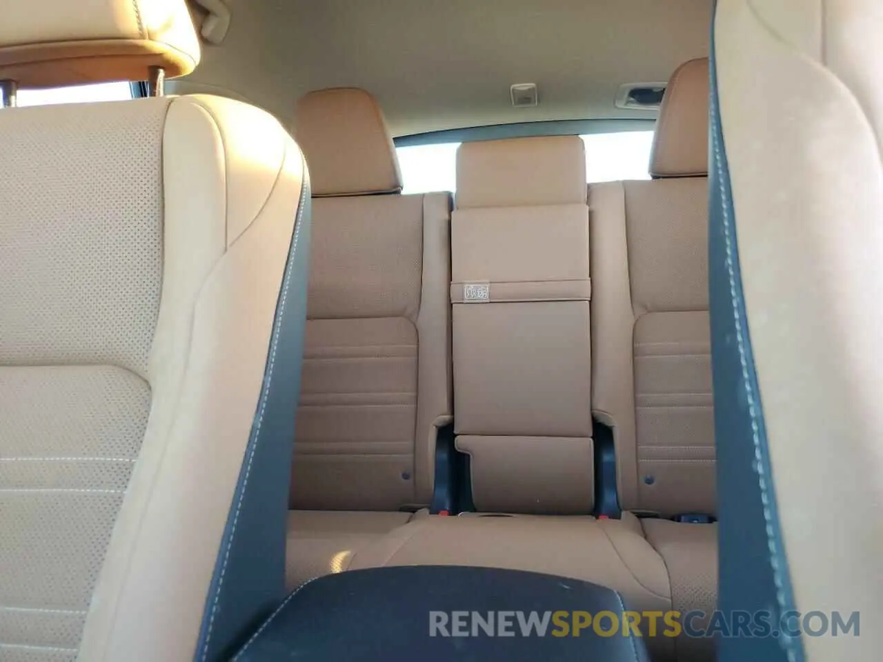 10 Photograph of a damaged car JTJDJRDZ2L5008004 LEXUS NX 2020