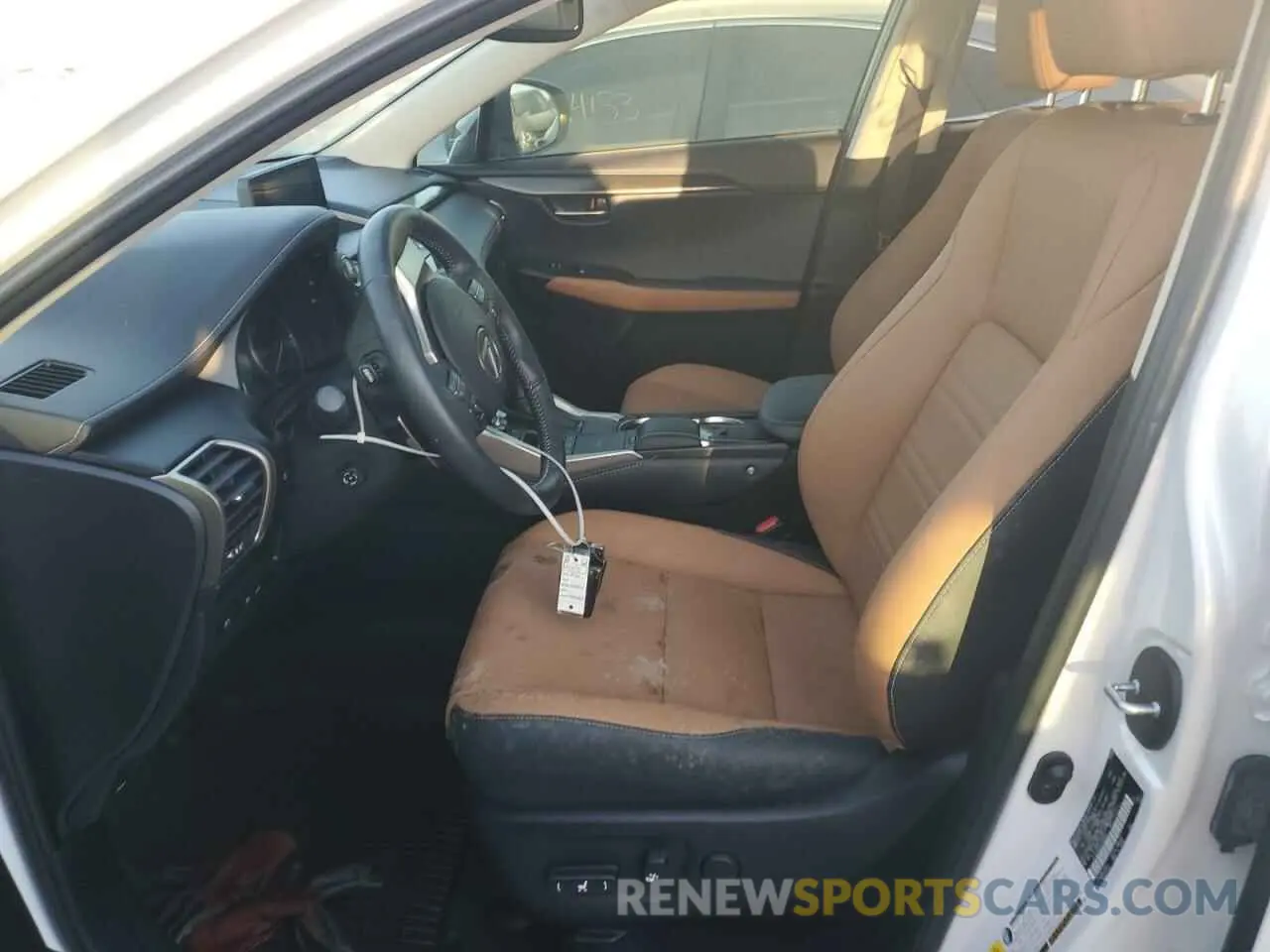 7 Photograph of a damaged car JTJDJRDZ2L5008004 LEXUS NX 2020