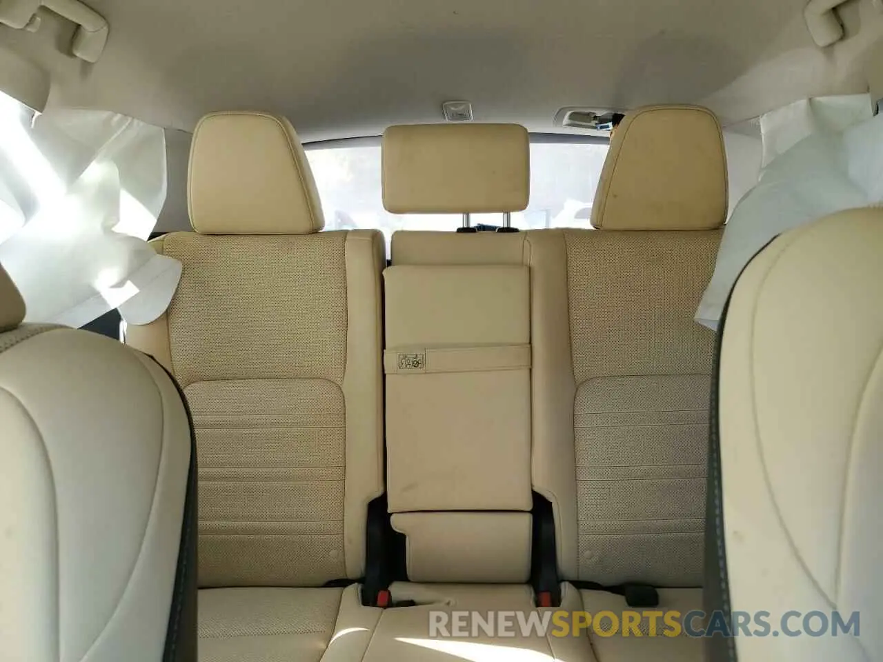 10 Photograph of a damaged car JTJDJRDZ3L2145440 LEXUS NX 2020