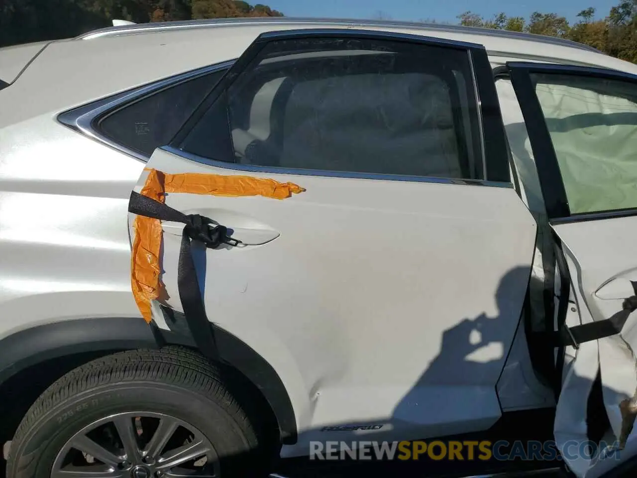11 Photograph of a damaged car JTJDJRDZ3L2145440 LEXUS NX 2020