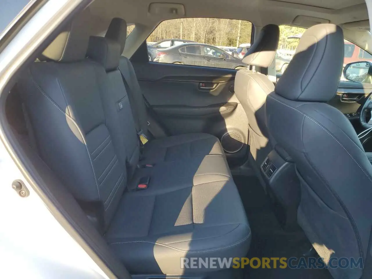 11 Photograph of a damaged car JTJDJRDZXL2145421 LEXUS NX 2020