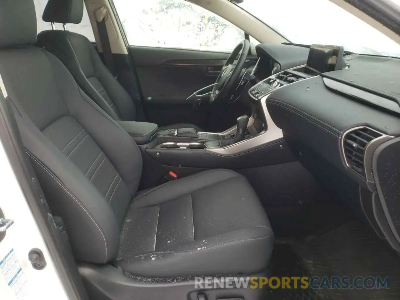 5 Photograph of a damaged car JTJGARDZ5L5016031 LEXUS NX 2020