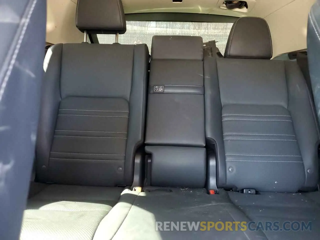 10 Photograph of a damaged car JTJGJRDZ3L5009868 LEXUS NX 2020