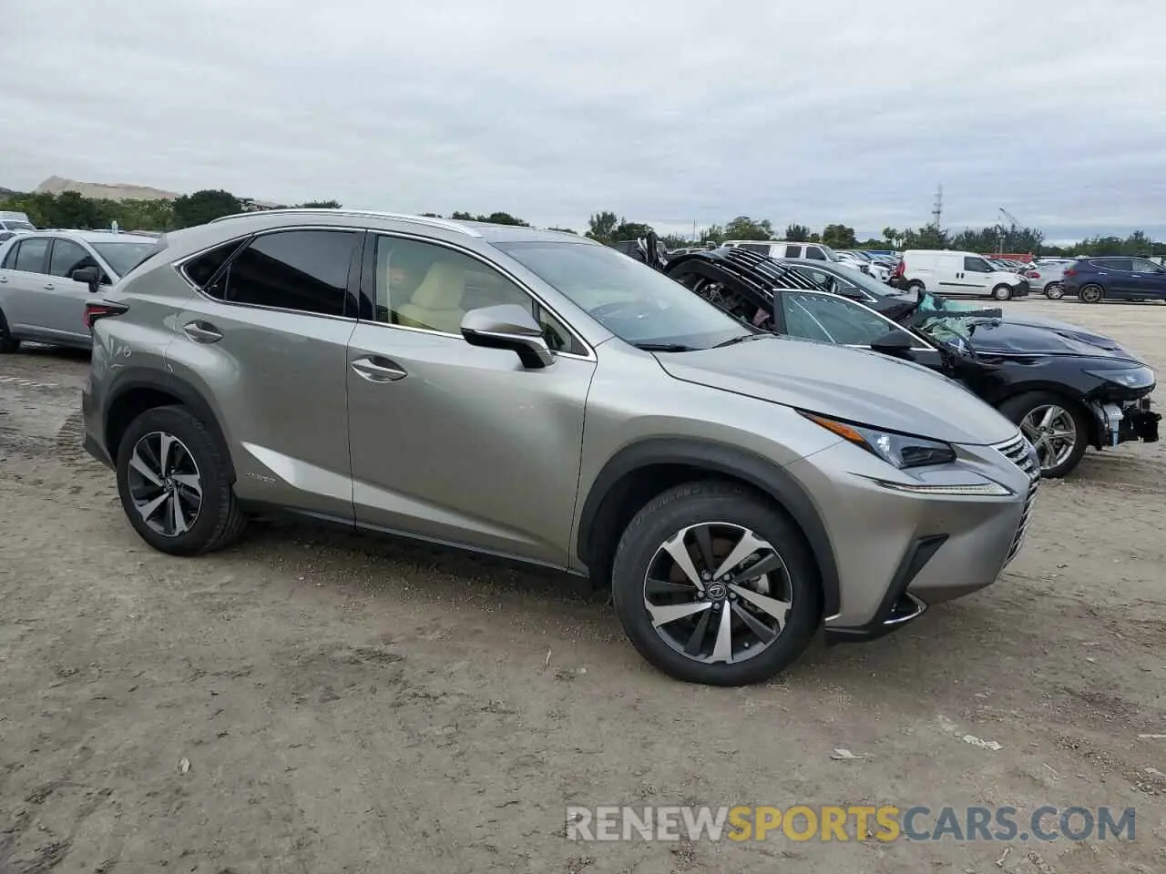 4 Photograph of a damaged car JTJGJRDZ5L5008088 LEXUS NX 2020