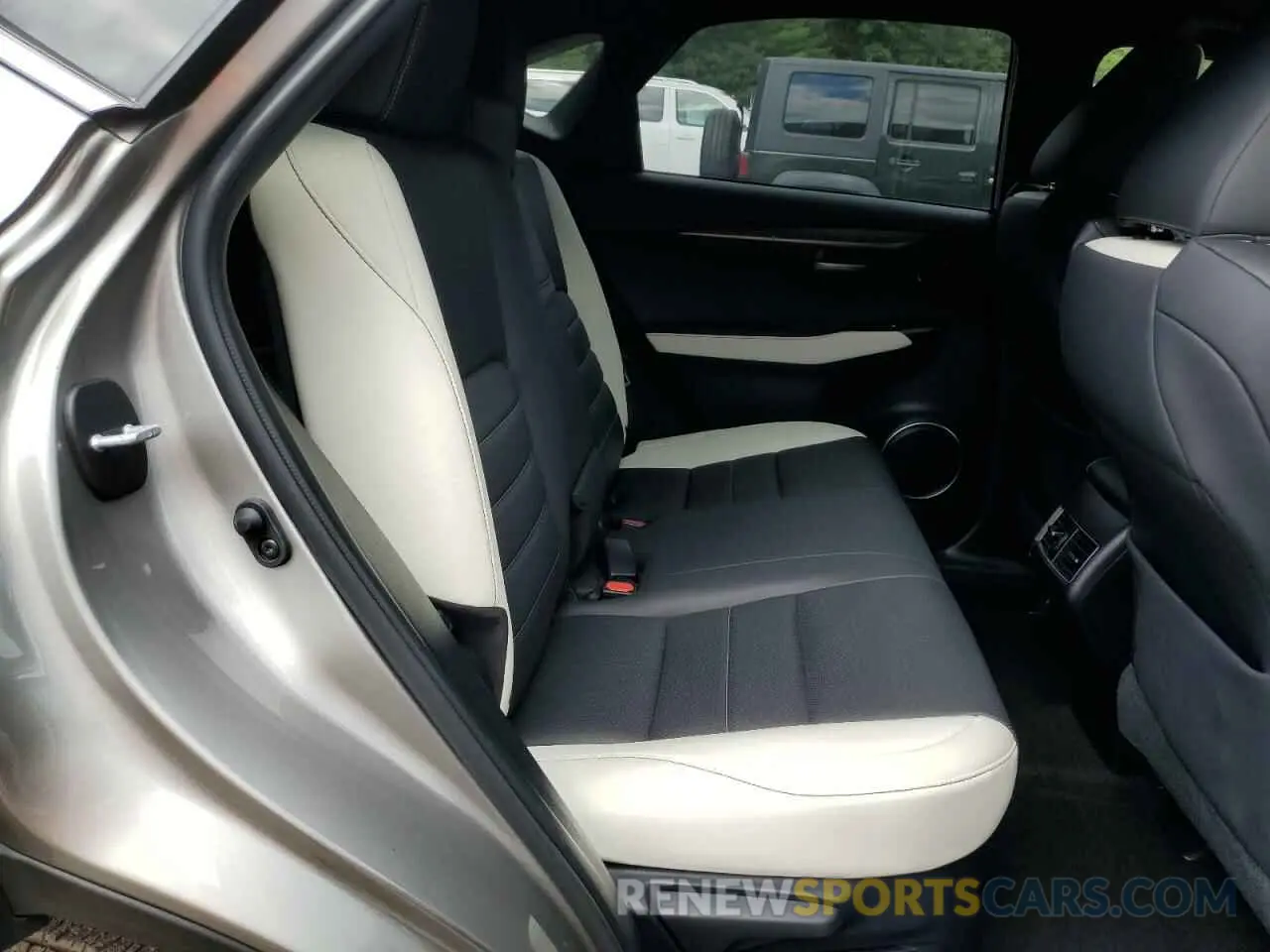 11 Photograph of a damaged car JTJSARDZ6M2256945 LEXUS NX 2021