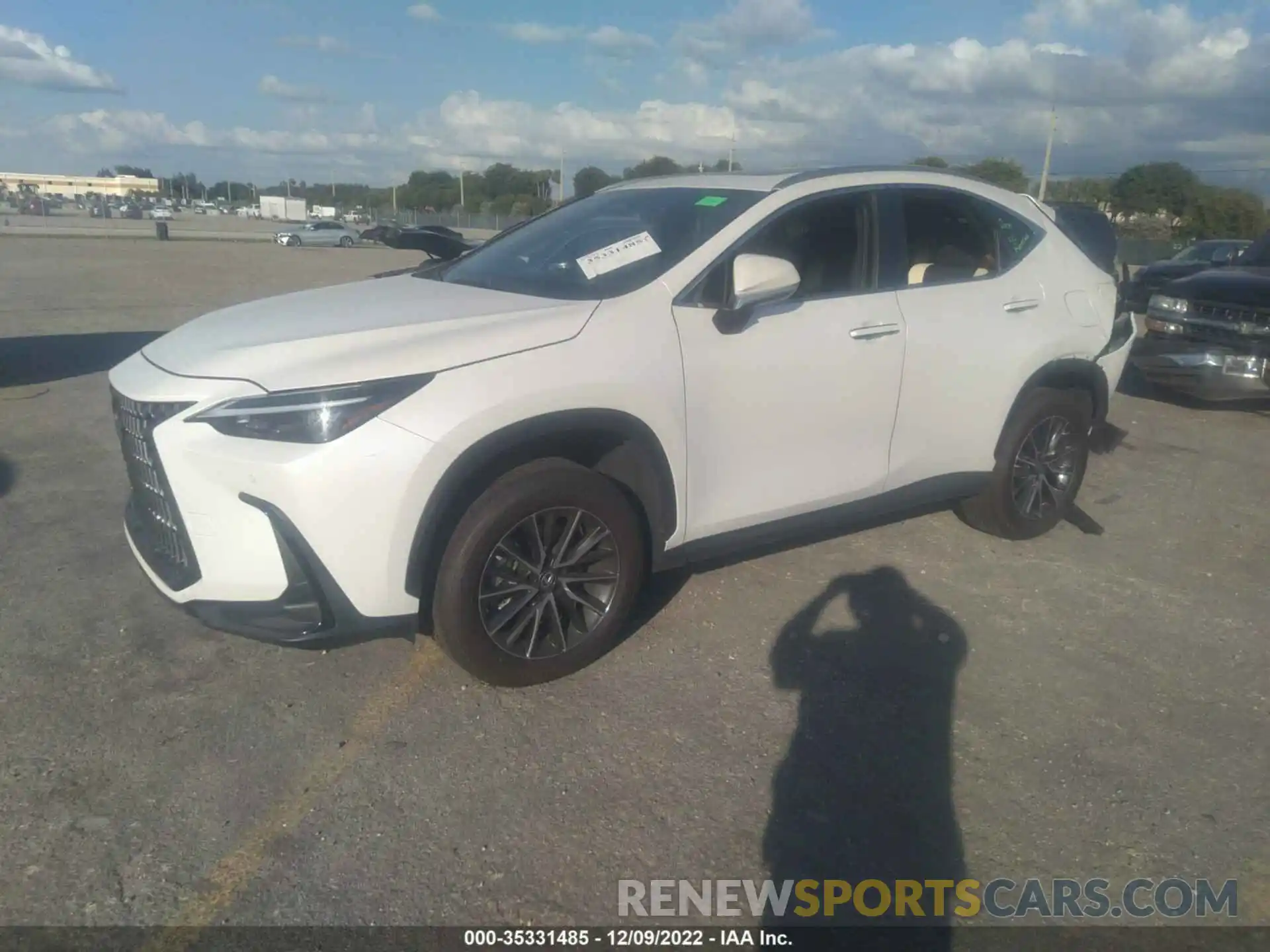 2 Photograph of a damaged car 2T2GGCEZ2NC012761 LEXUS NX 2022