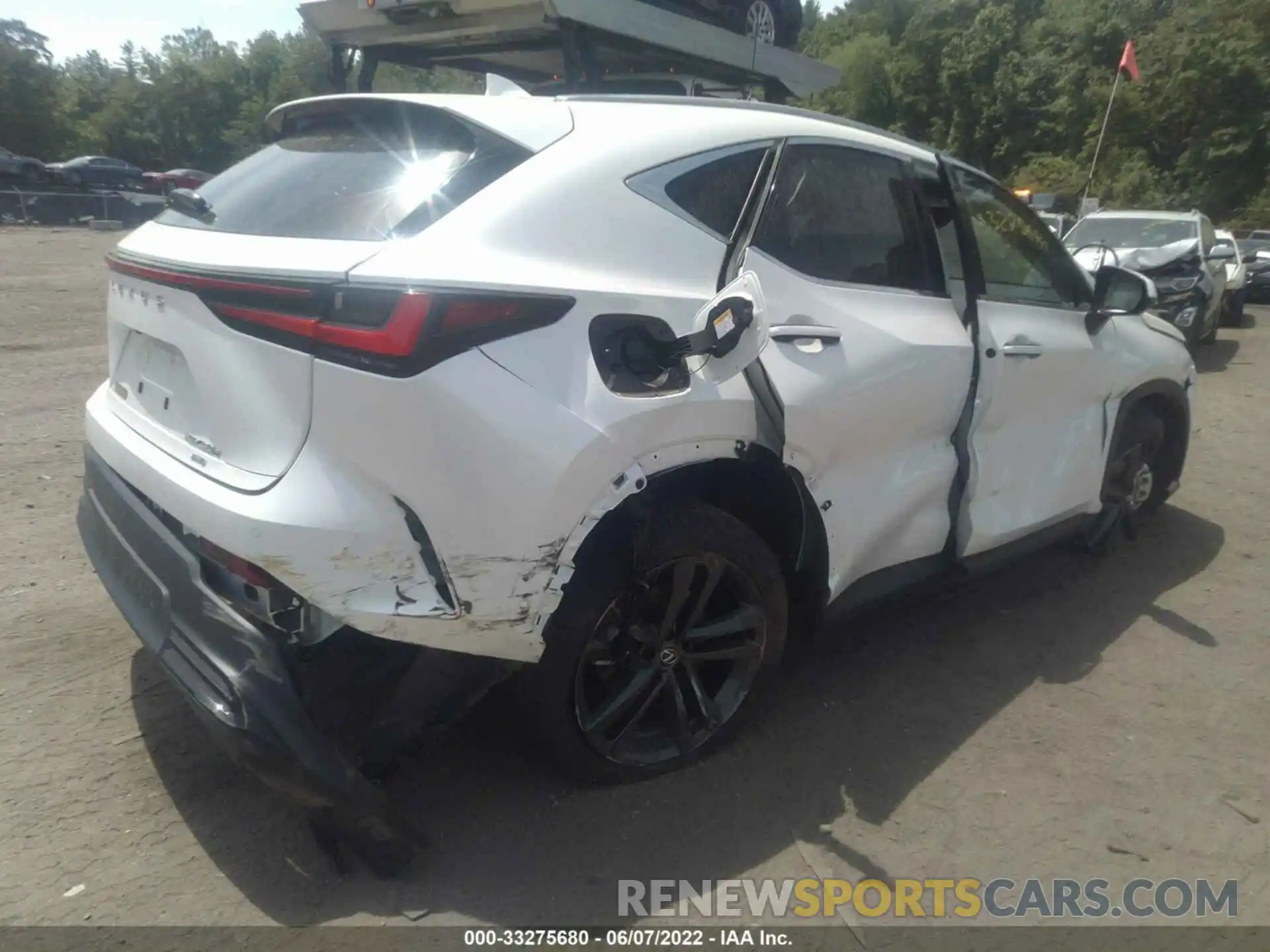 4 Photograph of a damaged car JTJHKCFZ3N2002869 LEXUS NX 2022