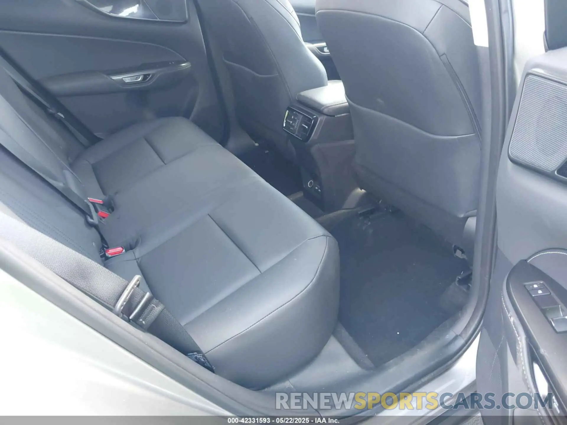 8 Photograph of a damaged car 2T2ADCAZ3RC009989 LEXUS NX 250 2024