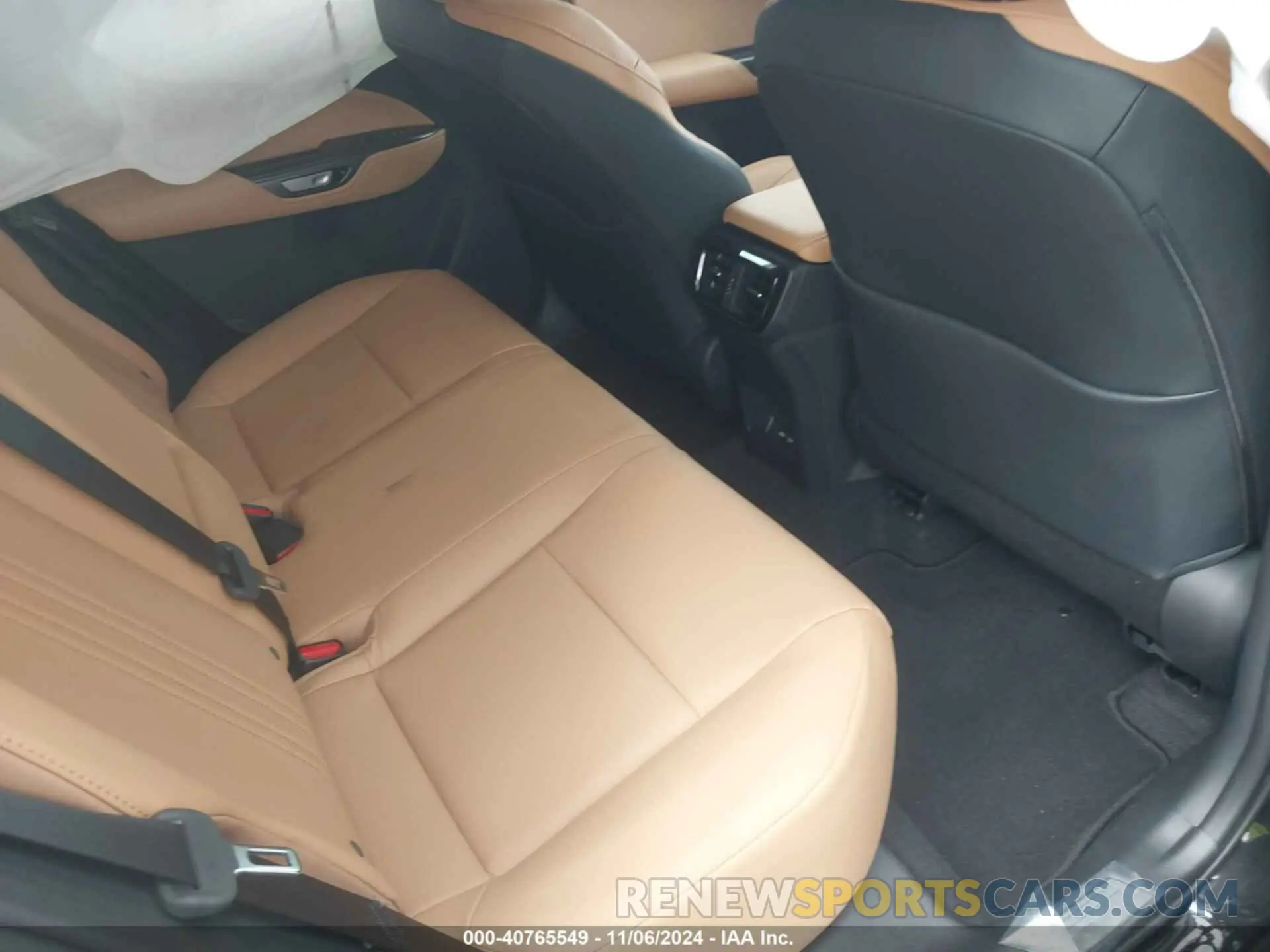 8 Photograph of a damaged car 2T2ADCAZ9SC018640 LEXUS NX 250 2025