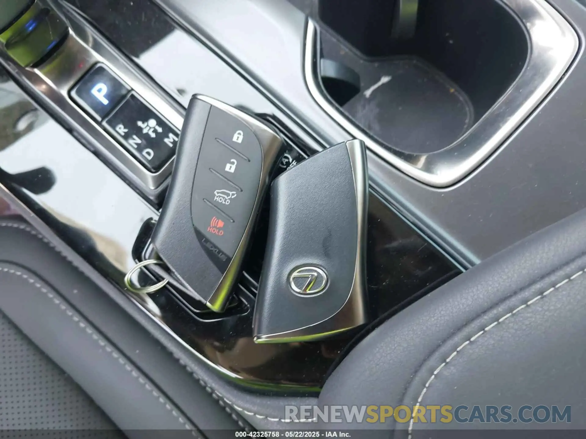 11 Photograph of a damaged car 2T2GDCAZ0SC017127 LEXUS NX 250 2025
