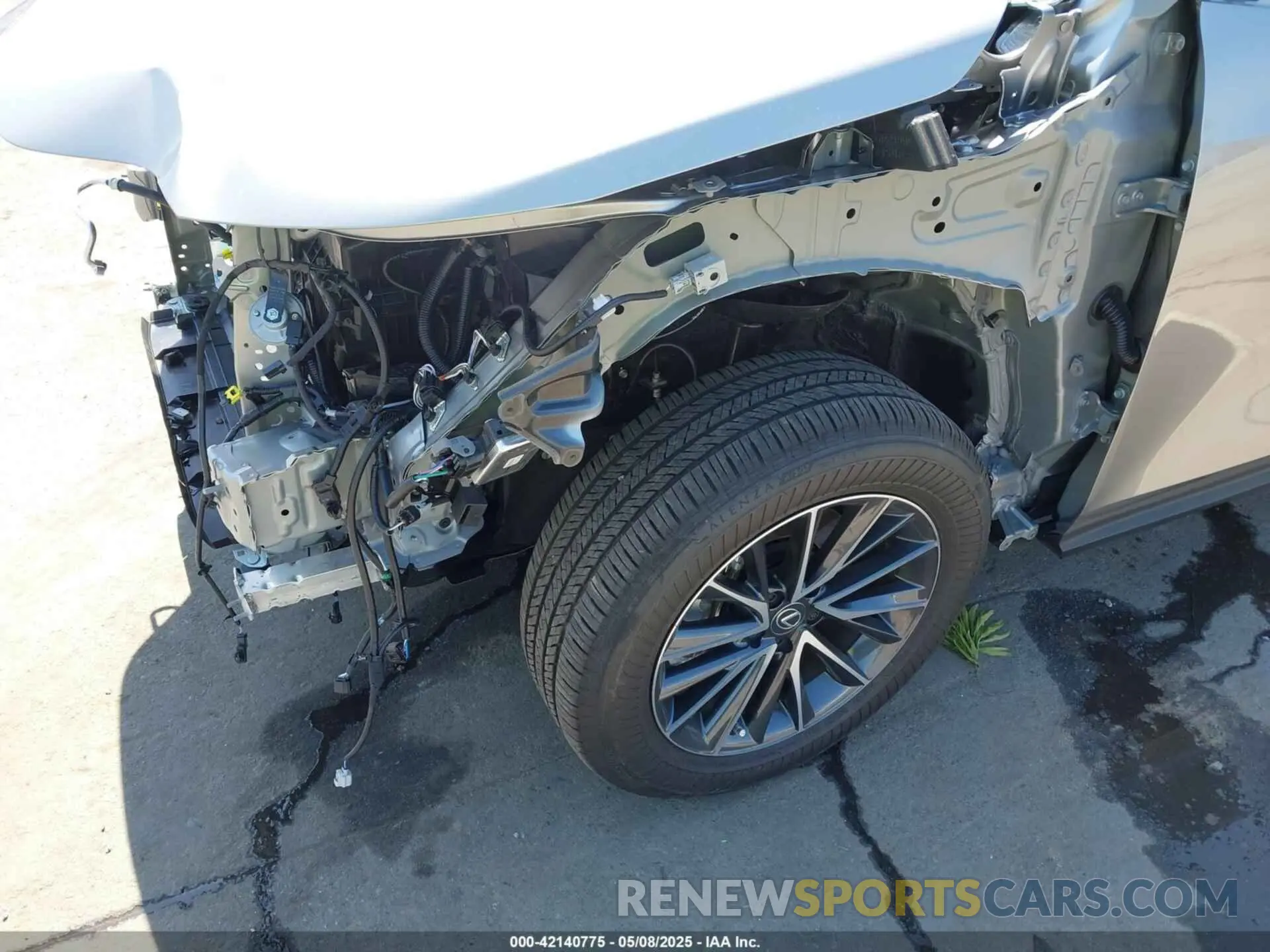 18 Photograph of a damaged car 2T2GDCAZ1SC020537 LEXUS NX 250 2025