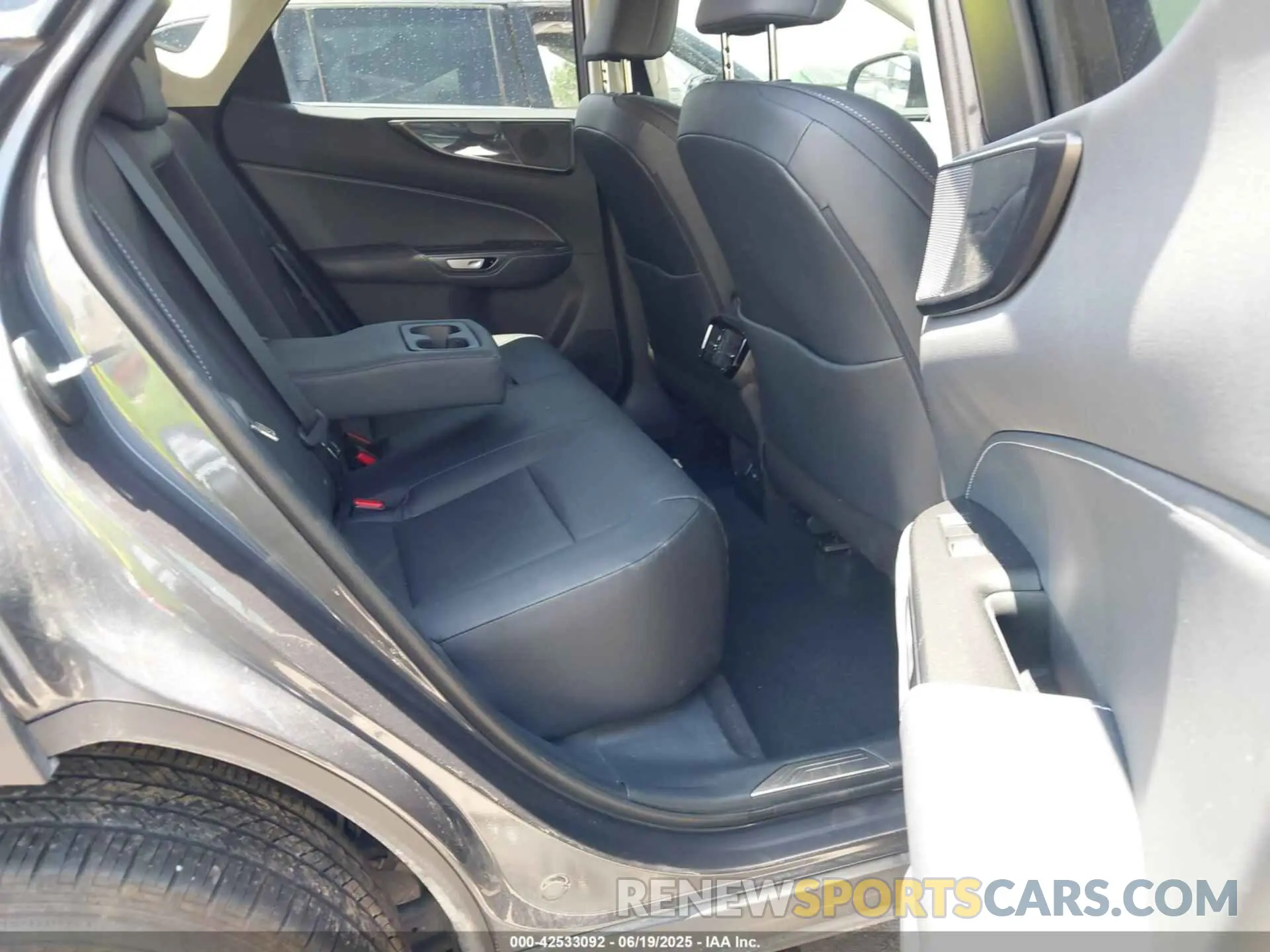 8 Photograph of a damaged car 2T2GDCAZ4SC017888 LEXUS NX 250 2025