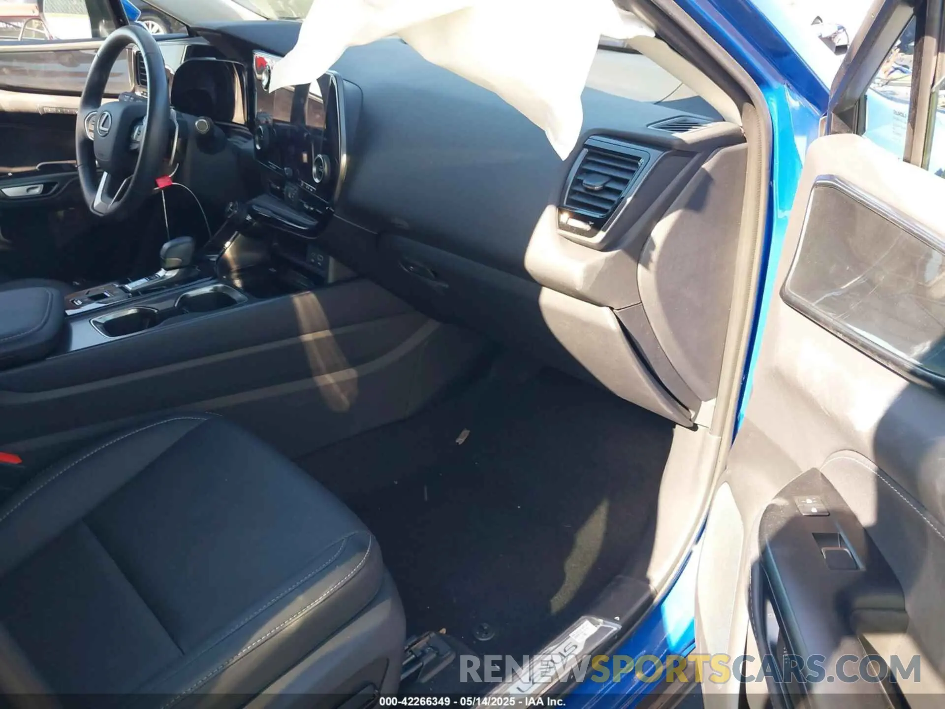 5 Photograph of a damaged car 2T2GDCAZ9SC024917 LEXUS NX 250 2025