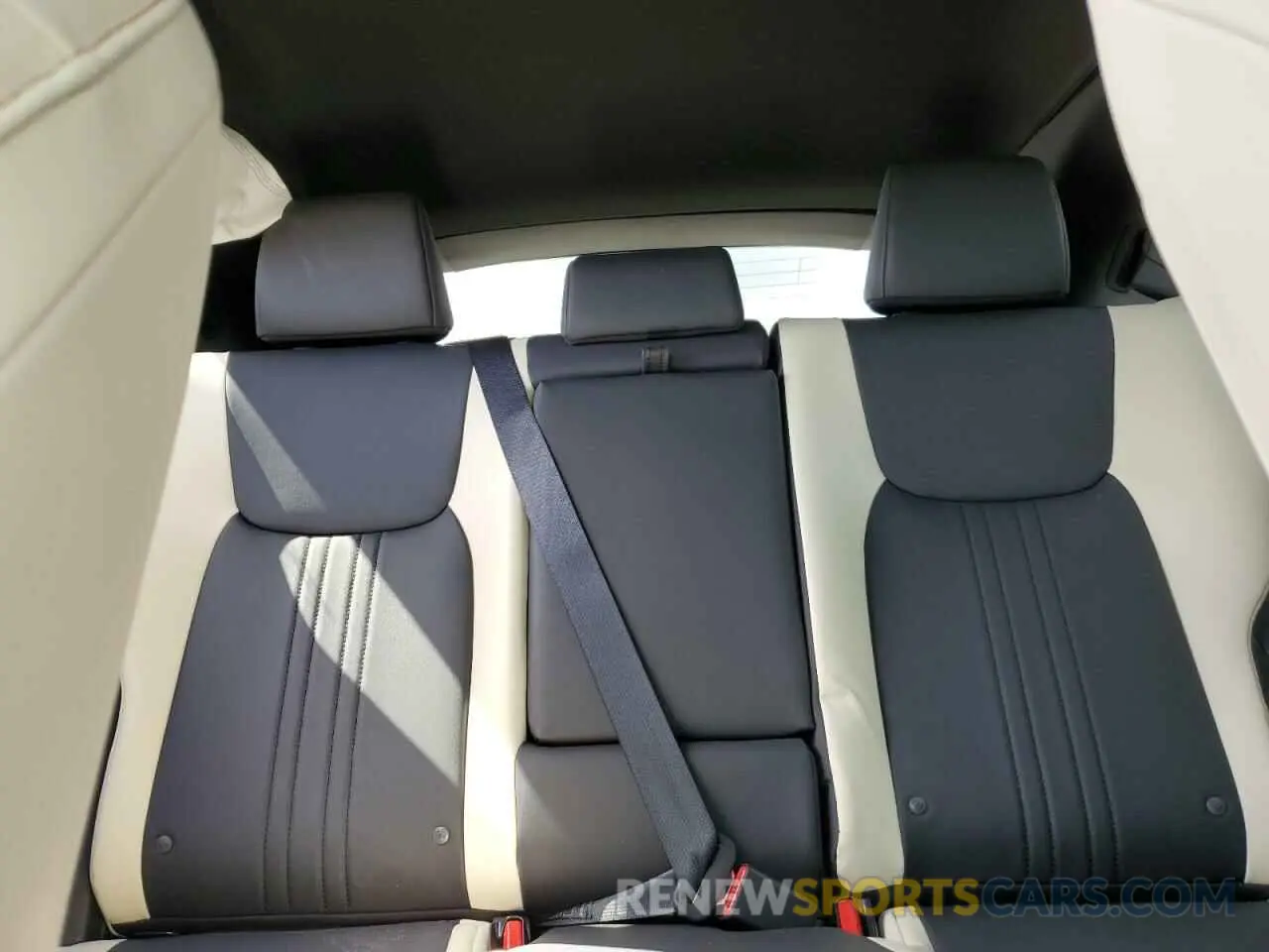 10 Photograph of a damaged car 2T2GDCAZ0RC010043 LEXUS NX 250 PRE 2024