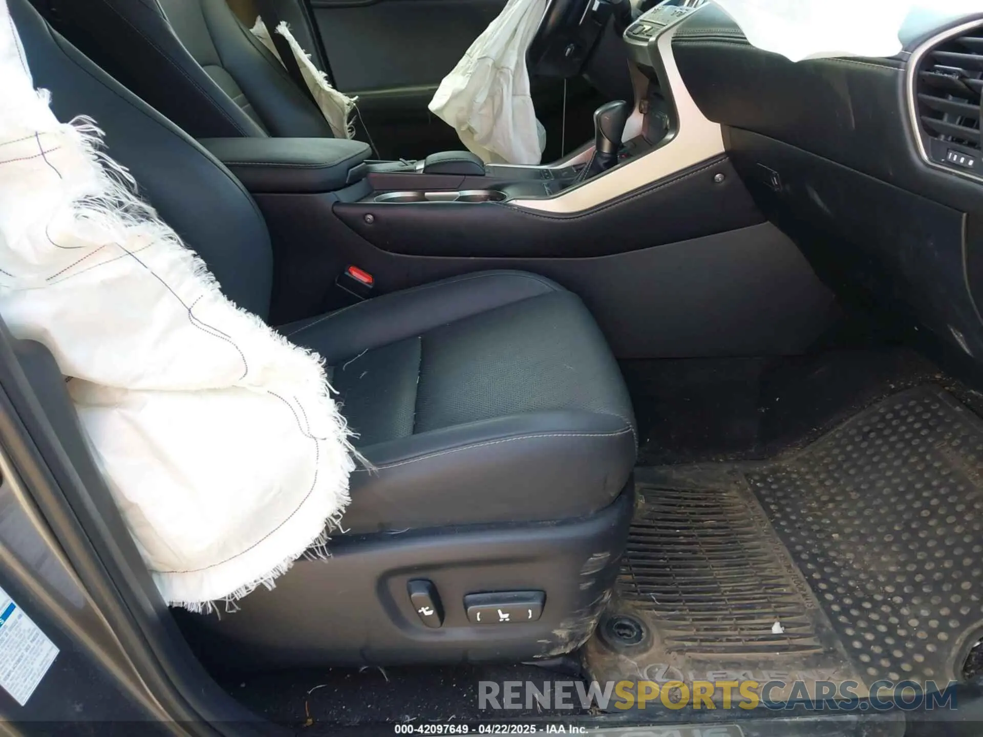 5 Photograph of a damaged car JTJBARBZ0K2182616 LEXUS NX 300 2019