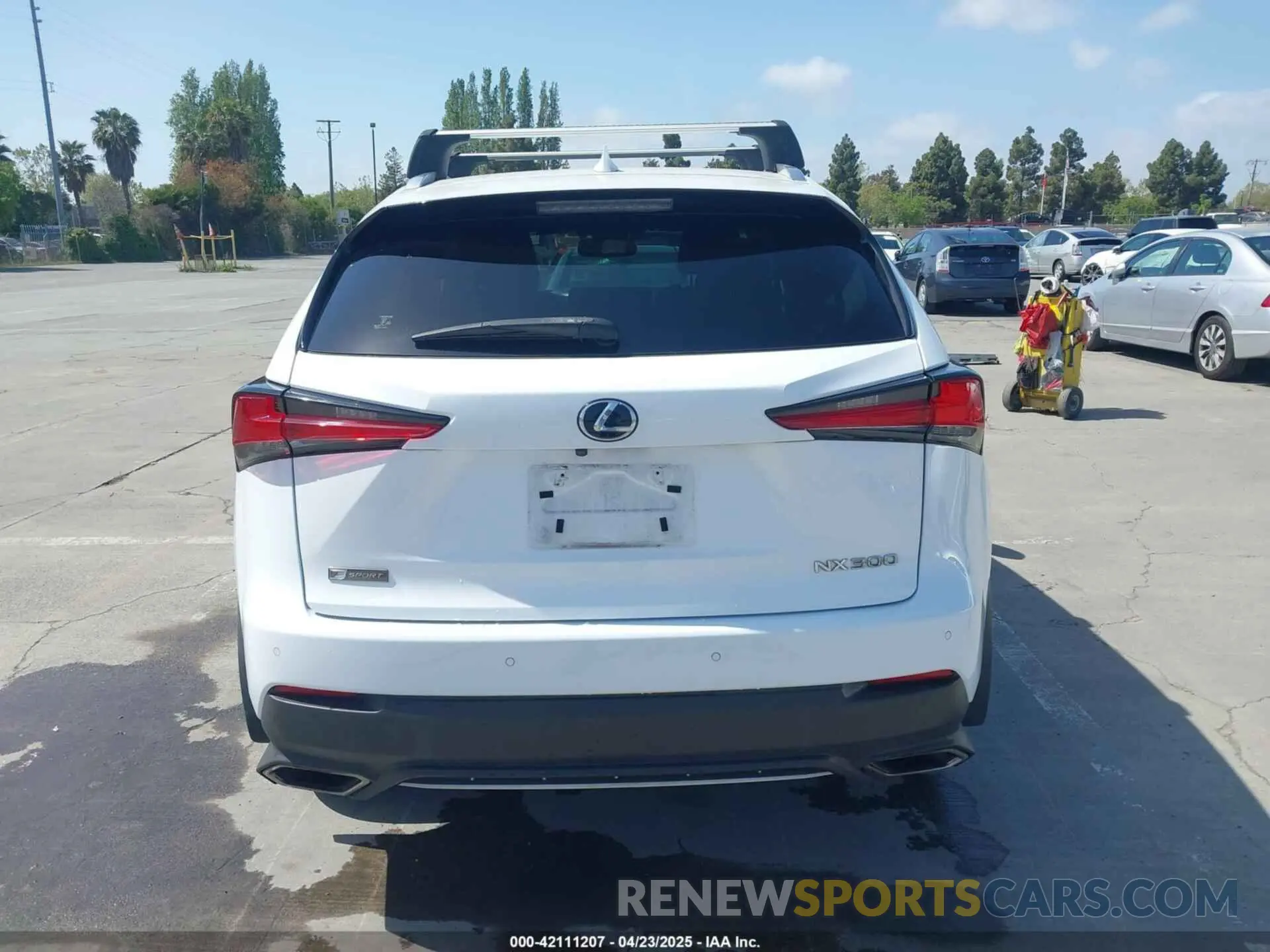 17 Photograph of a damaged car JTJBARBZ8K2192651 LEXUS NX 300 2019