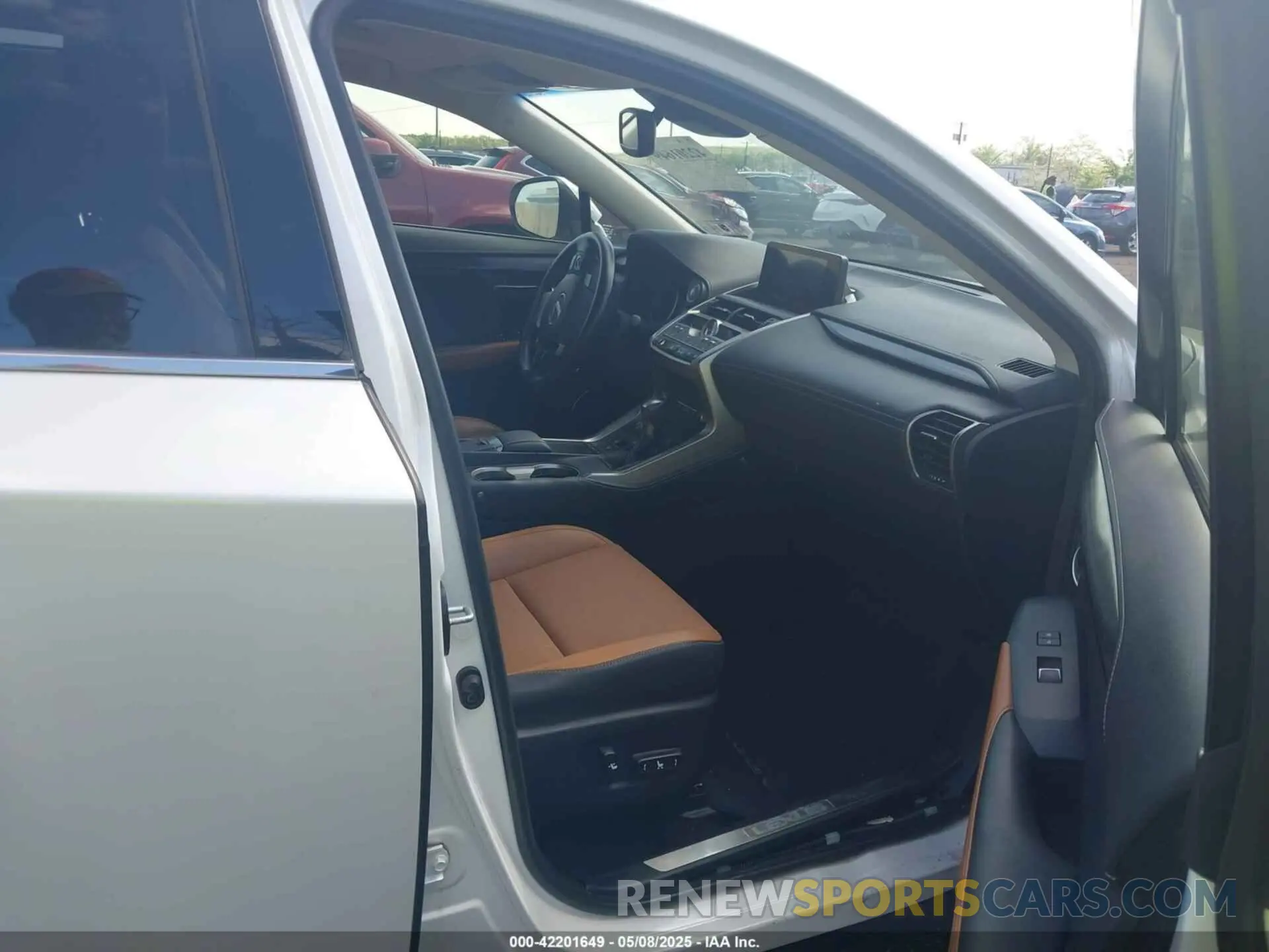 5 Photograph of a damaged car JTJBARBZ8K2200862 LEXUS NX 300 2019