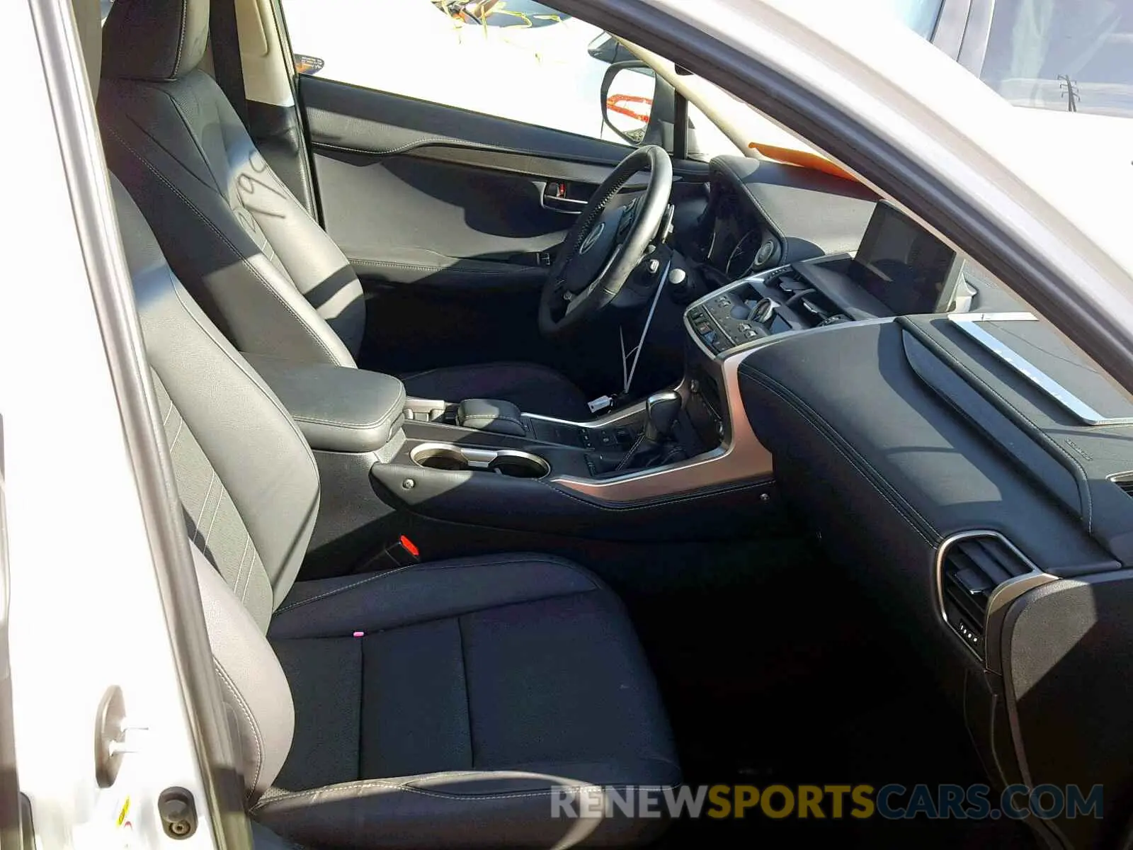 5 Photograph of a damaged car JTJYARBZ2K2133217 LEXUS NX 300 2019