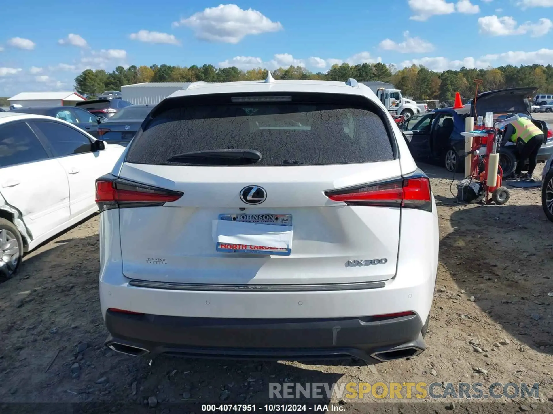 16 Photograph of a damaged car JTJYARBZ4K2135485 LEXUS NX 300 2019