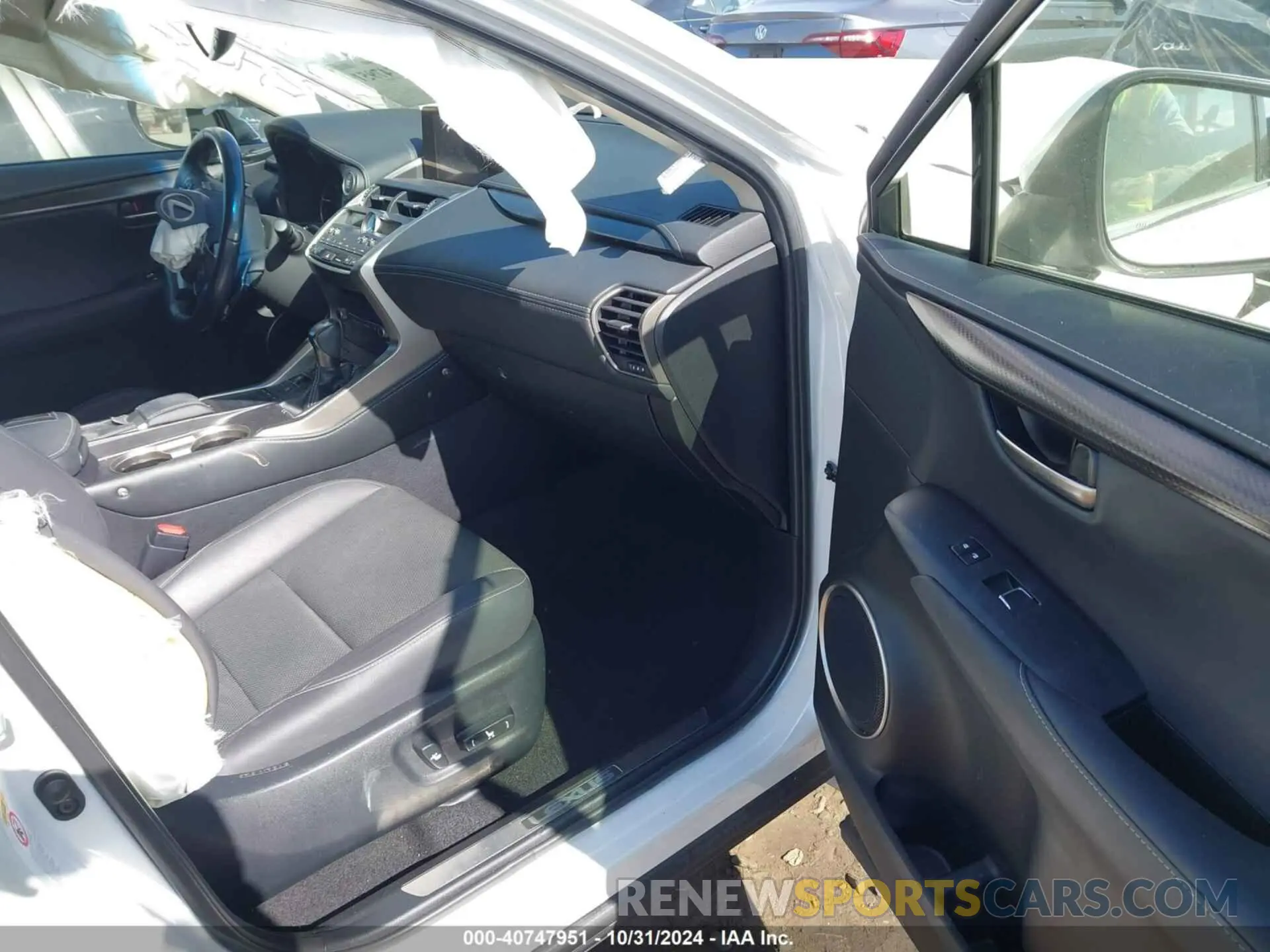 5 Photograph of a damaged car JTJYARBZ4K2135485 LEXUS NX 300 2019