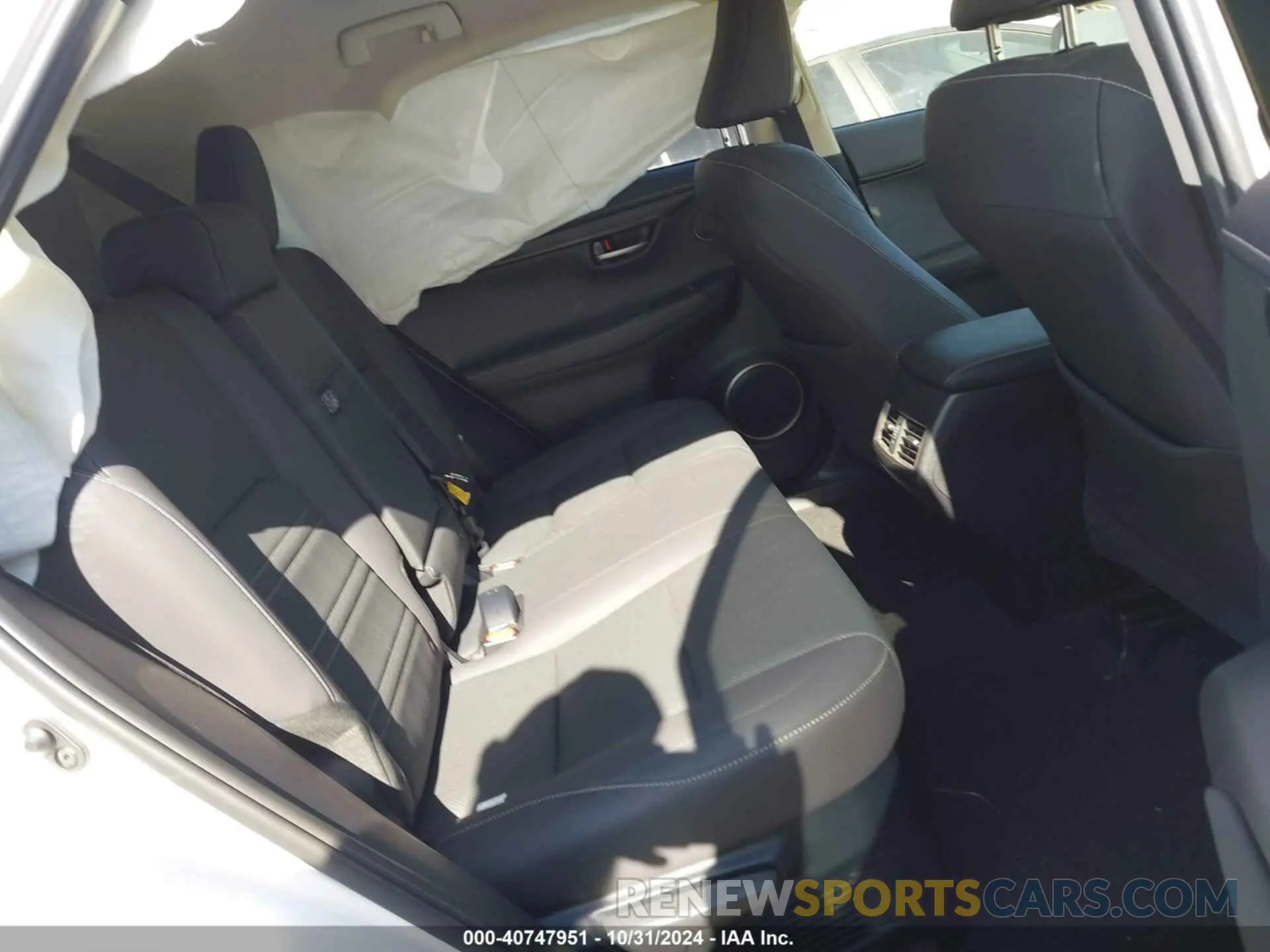 8 Photograph of a damaged car JTJYARBZ4K2135485 LEXUS NX 300 2019
