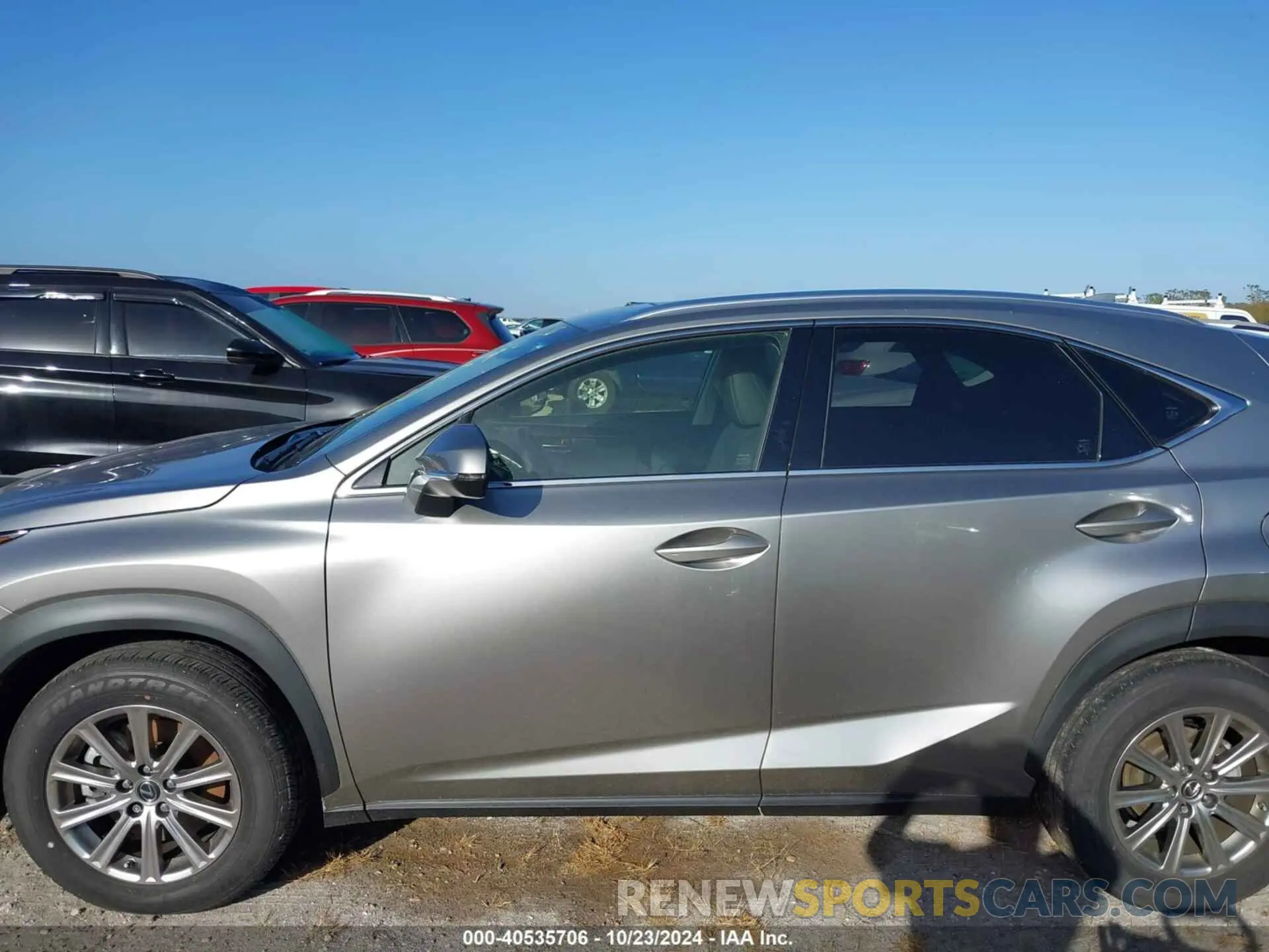 14 Photograph of a damaged car JTJYARBZ6K2117926 LEXUS NX 300 2019