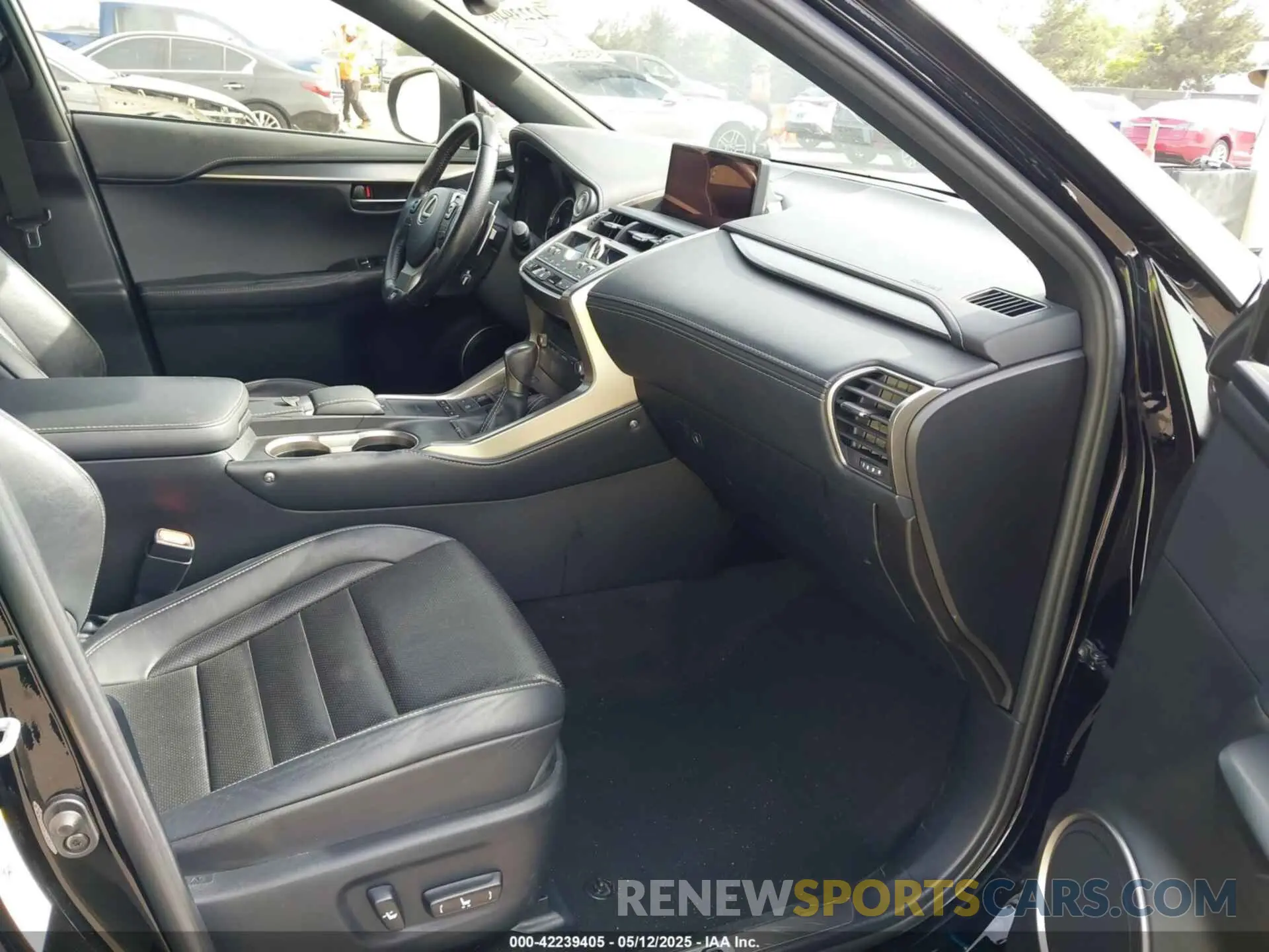5 Photograph of a damaged car JTJYARBZ6K2141403 LEXUS NX 300 2019