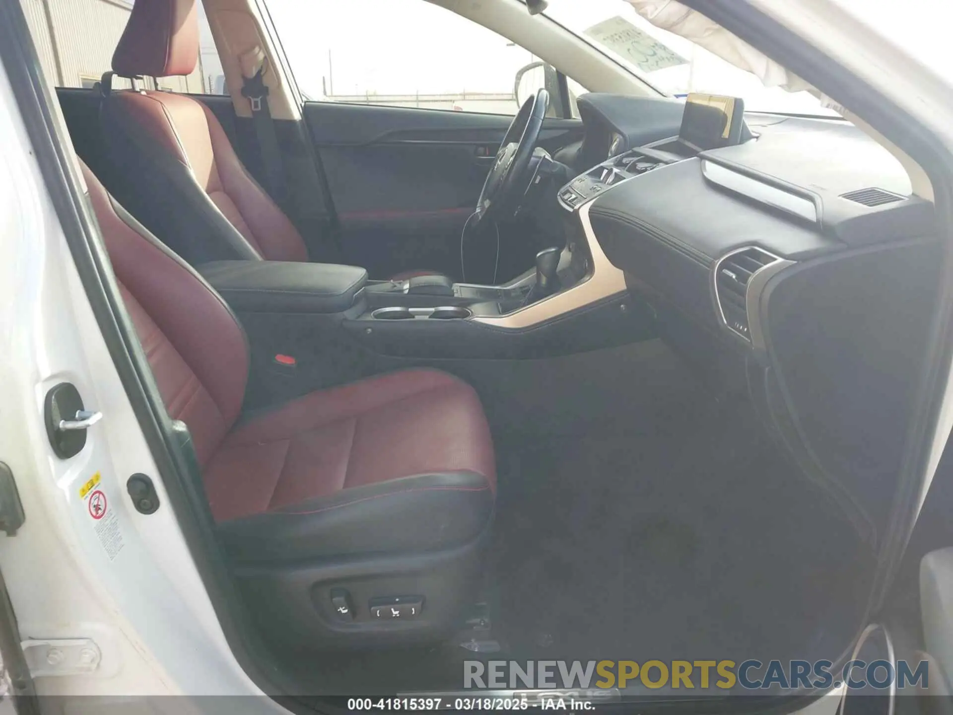 5 Photograph of a damaged car JTJYARBZ6K2155737 LEXUS NX 300 2019