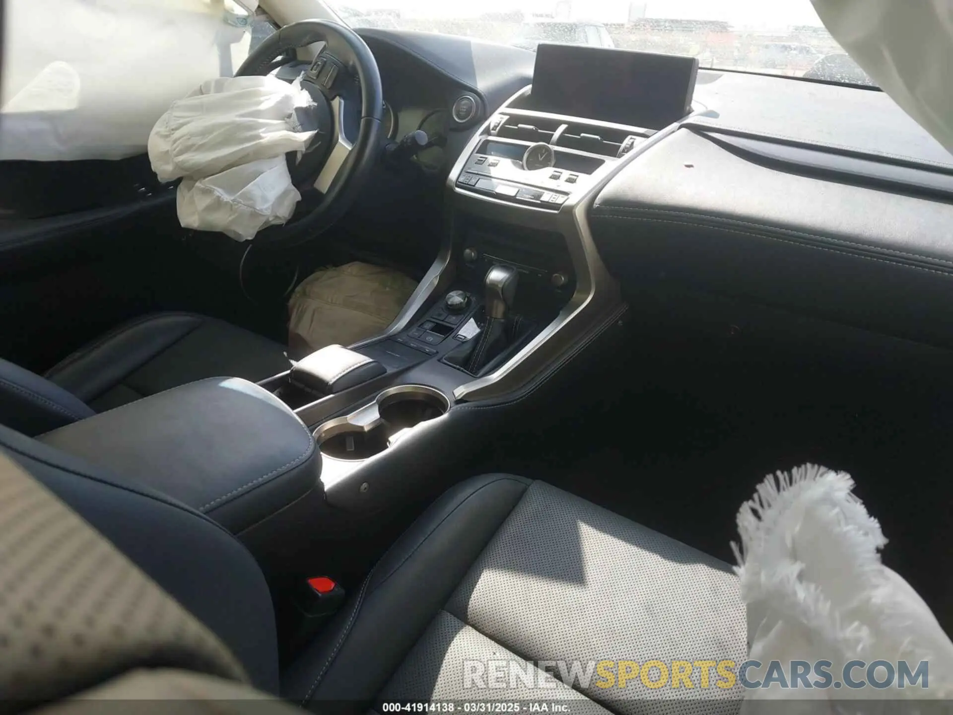 5 Photograph of a damaged car JTJYARBZ7K2157187 LEXUS NX 300 2019