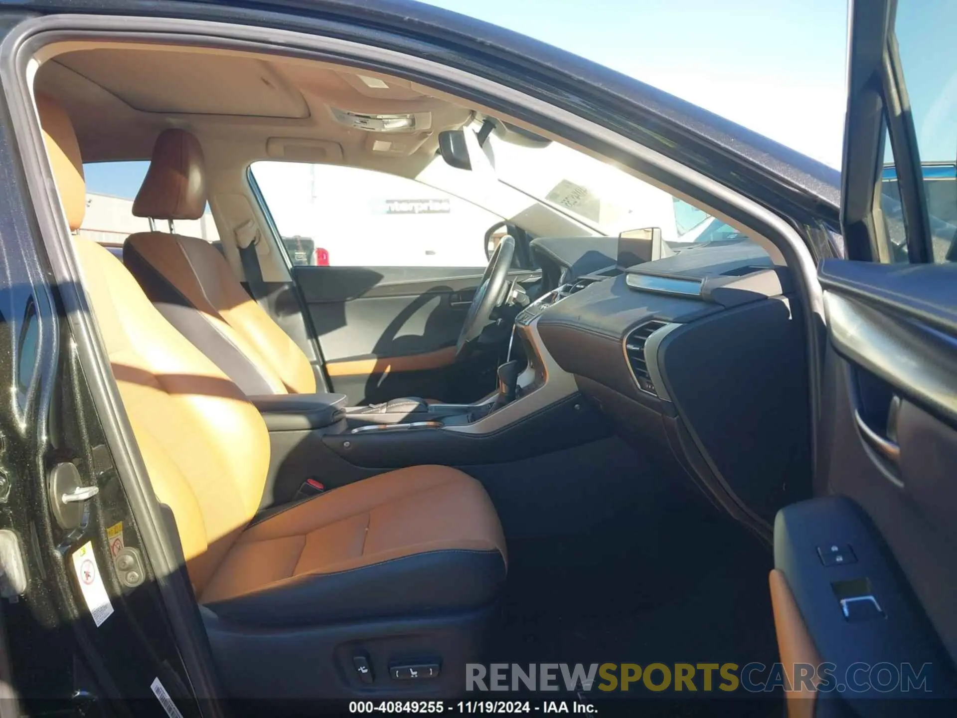 5 Photograph of a damaged car JTJYARBZ8K2132623 LEXUS NX 300 2019