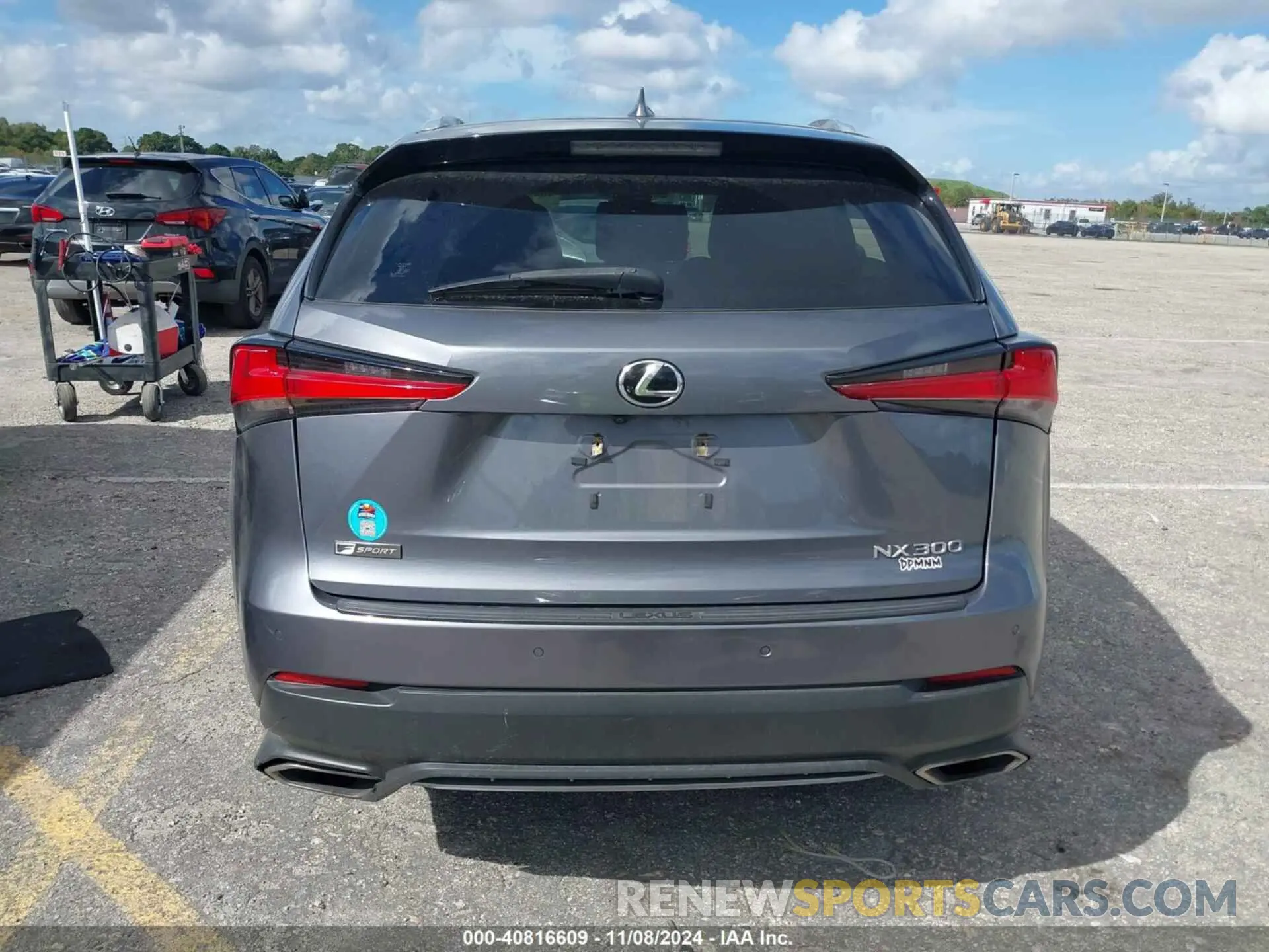 16 Photograph of a damaged car JTJYARBZ9K2148961 LEXUS NX 300 2019