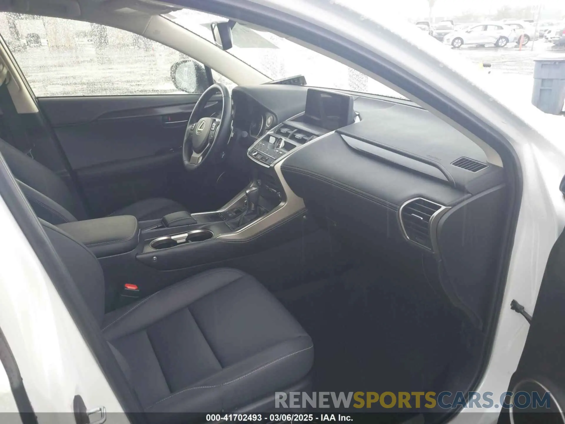 5 Photograph of a damaged car JTJAARDZ2L5009379 LEXUS NX 300 2020