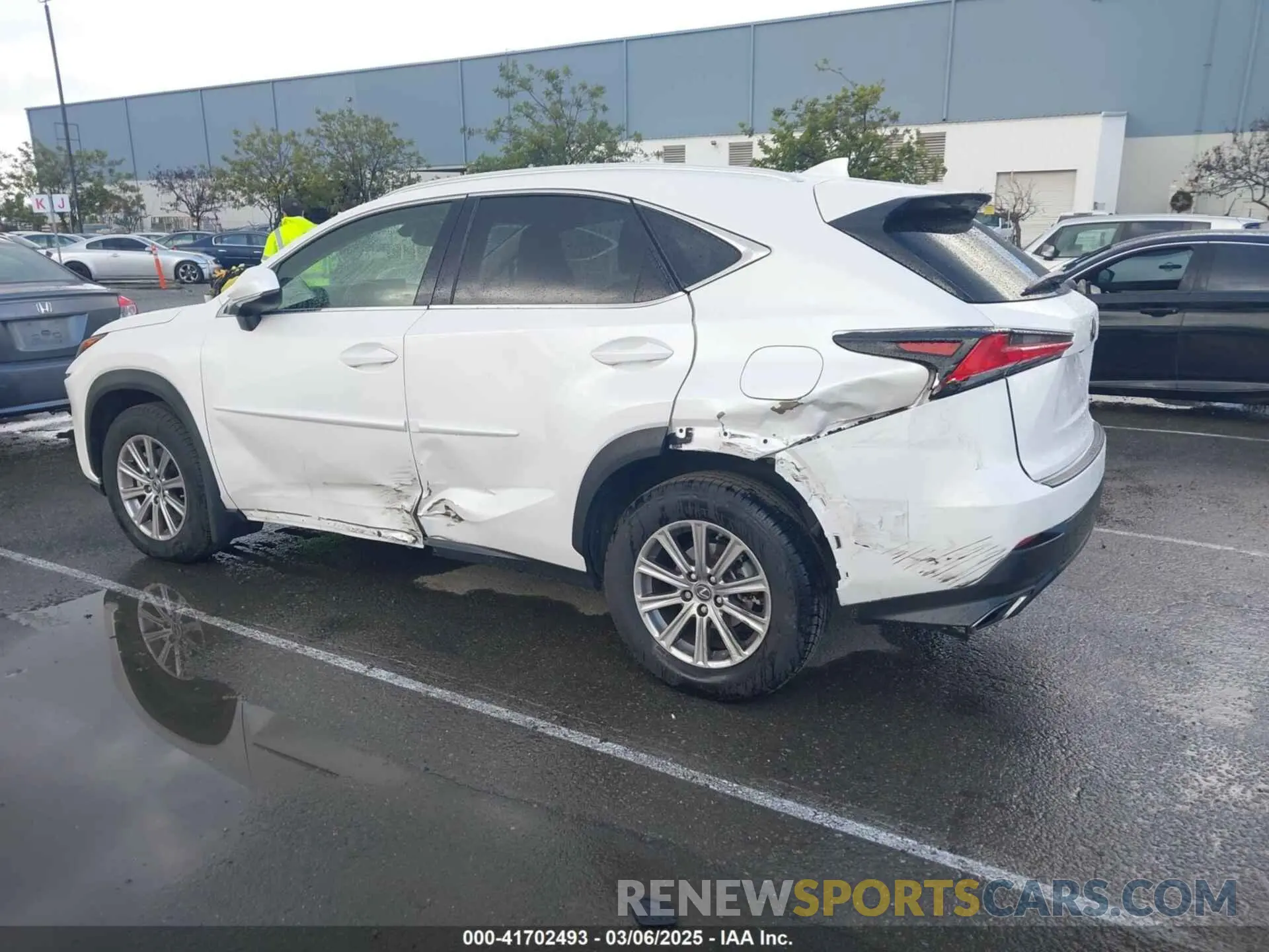 6 Photograph of a damaged car JTJAARDZ2L5009379 LEXUS NX 300 2020