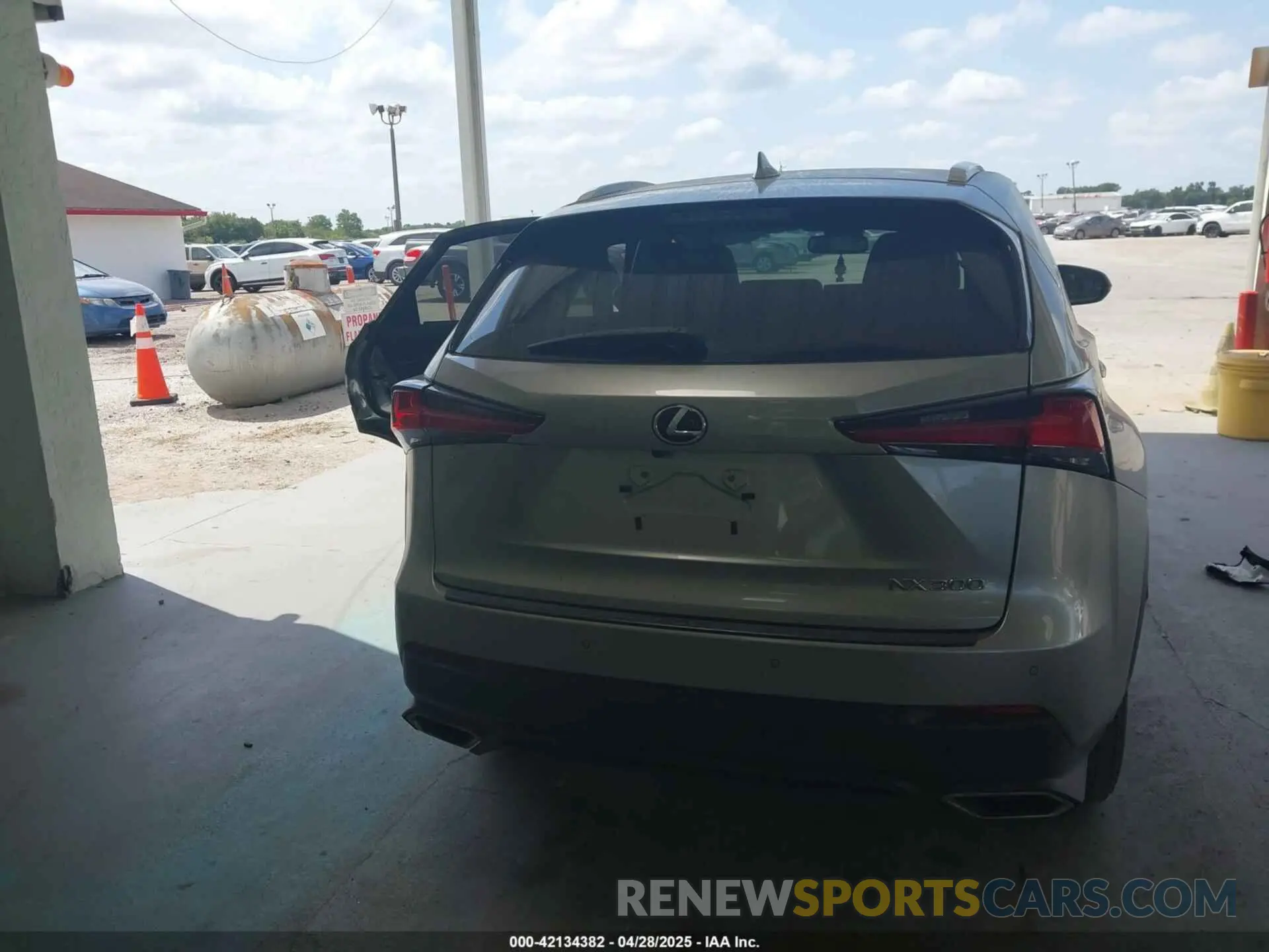 17 Photograph of a damaged car JTJDARBZXL2160889 LEXUS NX 300 2020