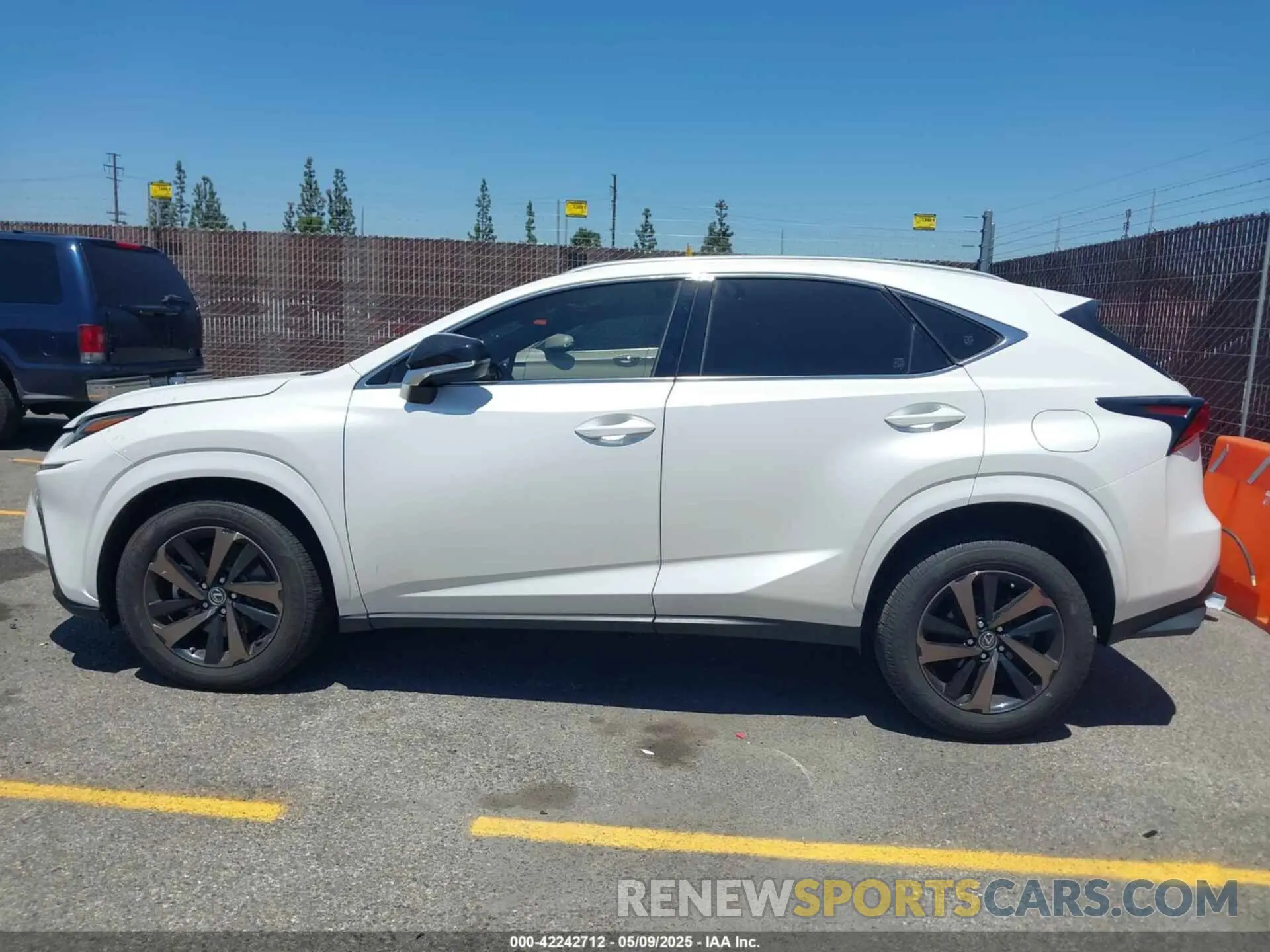 14 Photograph of a damaged car JTJGARBZ1L2170014 LEXUS NX 300 2020