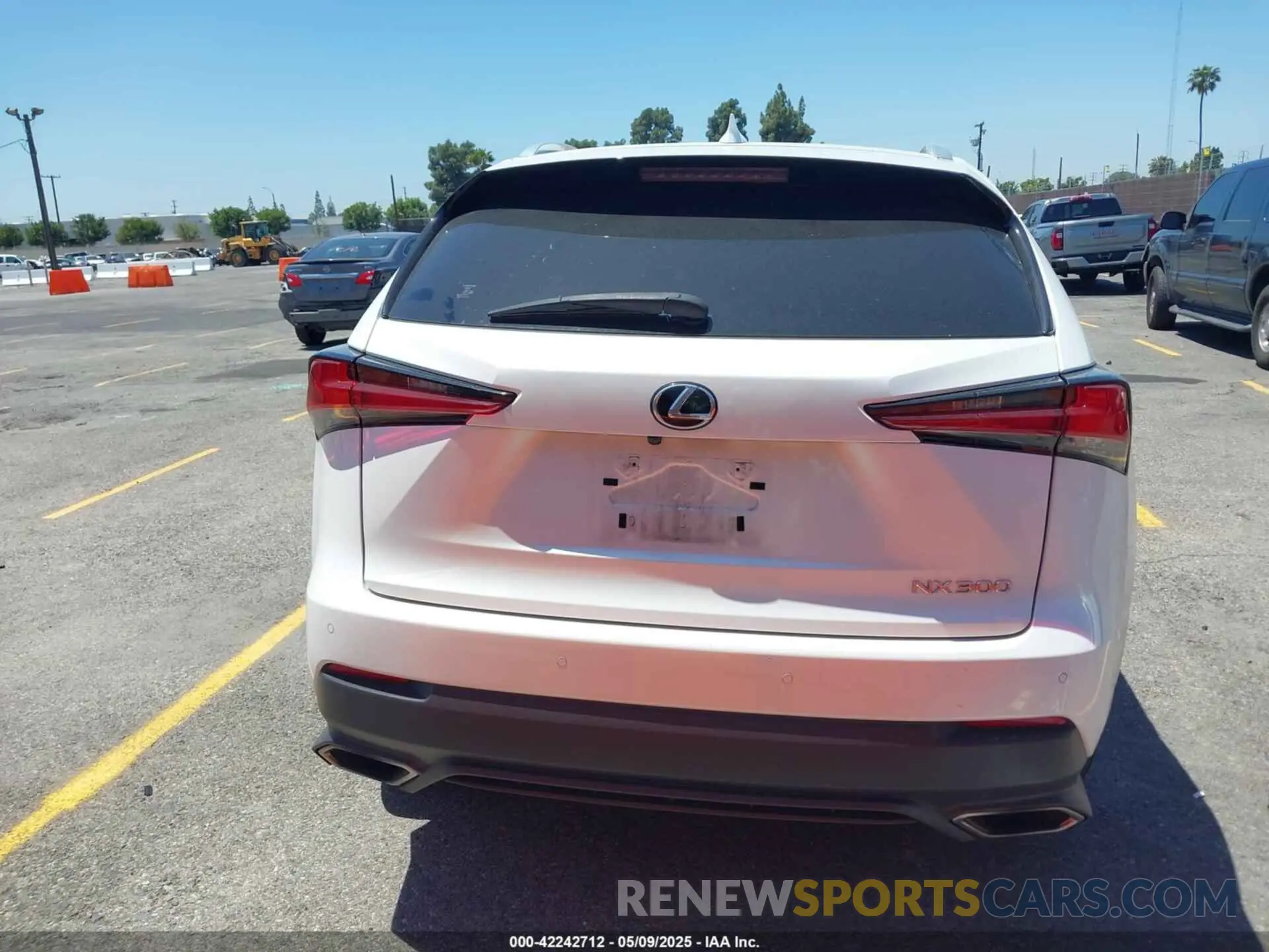 16 Photograph of a damaged car JTJGARBZ1L2170014 LEXUS NX 300 2020