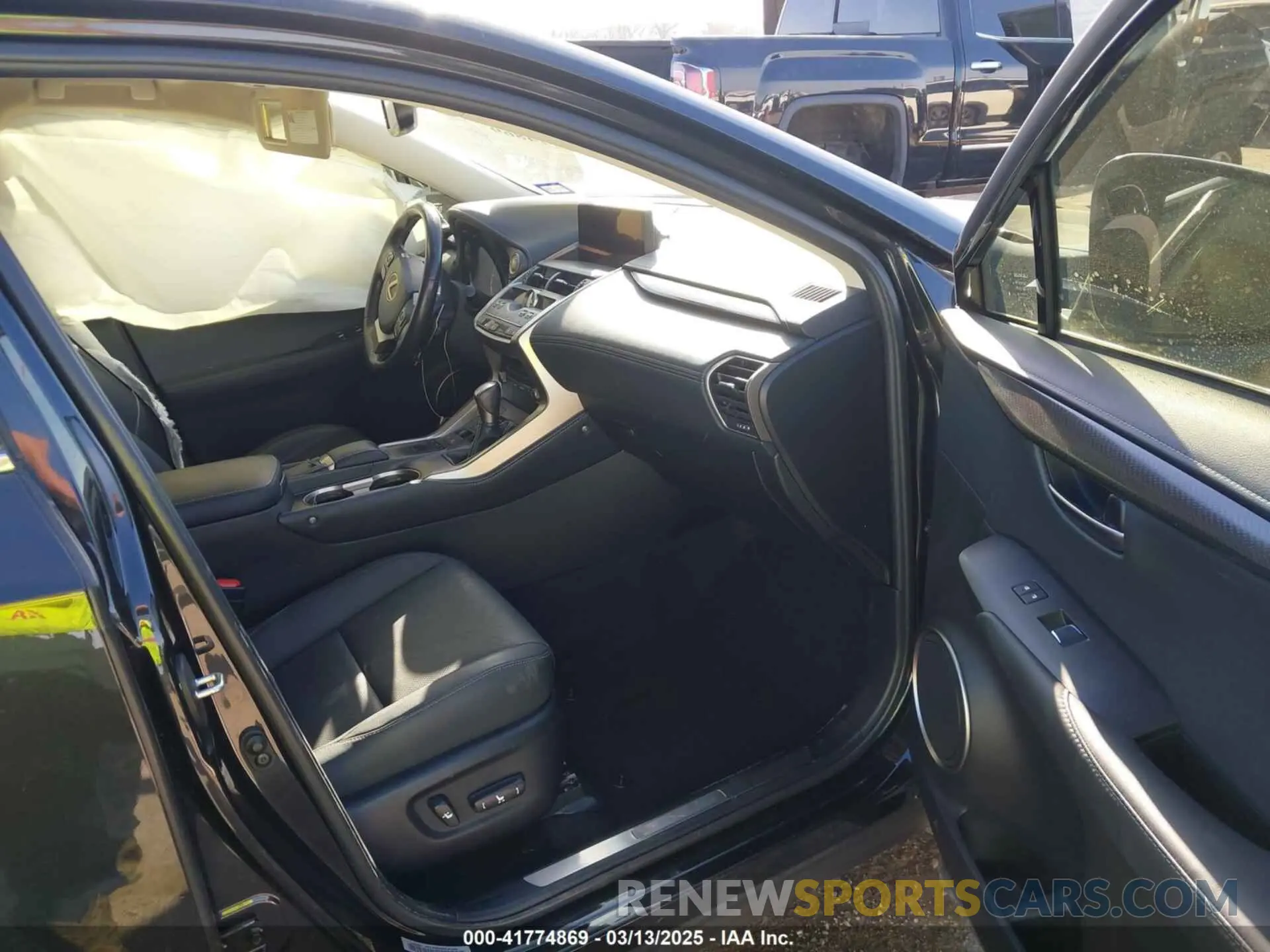 5 Photograph of a damaged car JTJGARBZ3L5006519 LEXUS NX 300 2020