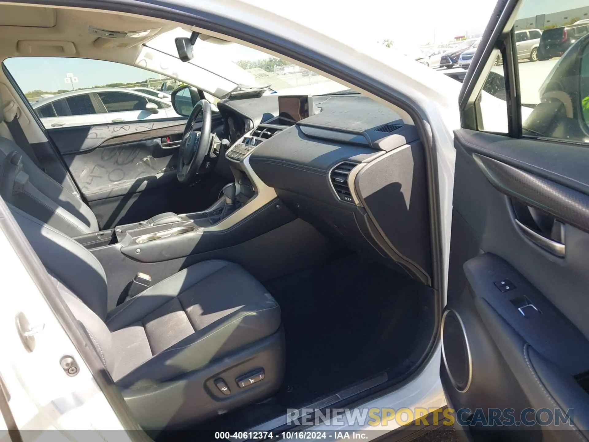 5 Photograph of a damaged car JTJGARBZ4L5006125 LEXUS NX 300 2020