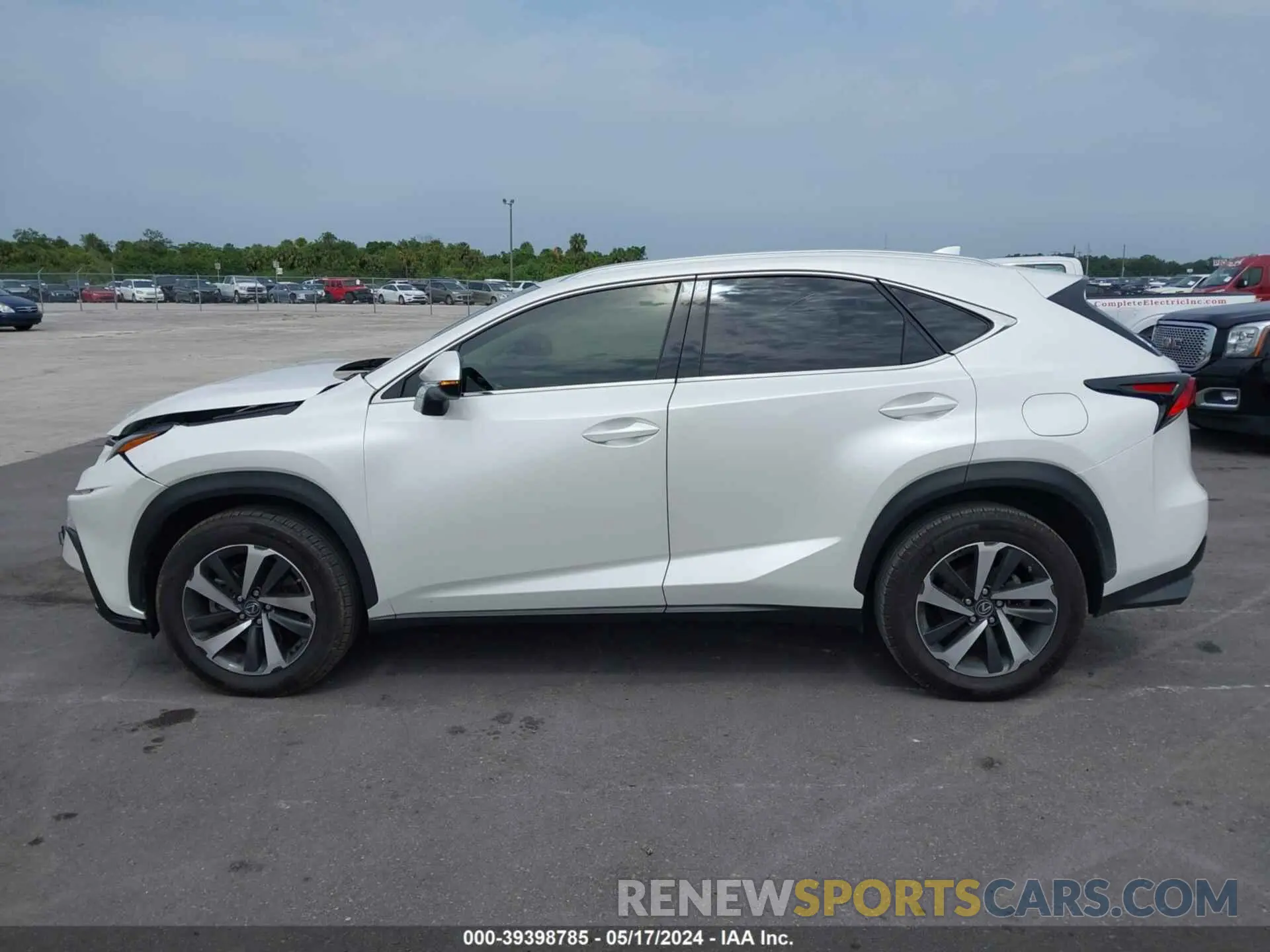 14 Photograph of a damaged car JTJGARBZ7L5015806 LEXUS NX 300 2020