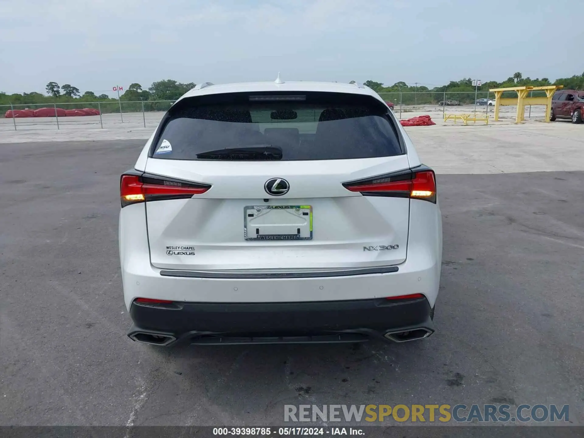 16 Photograph of a damaged car JTJGARBZ7L5015806 LEXUS NX 300 2020