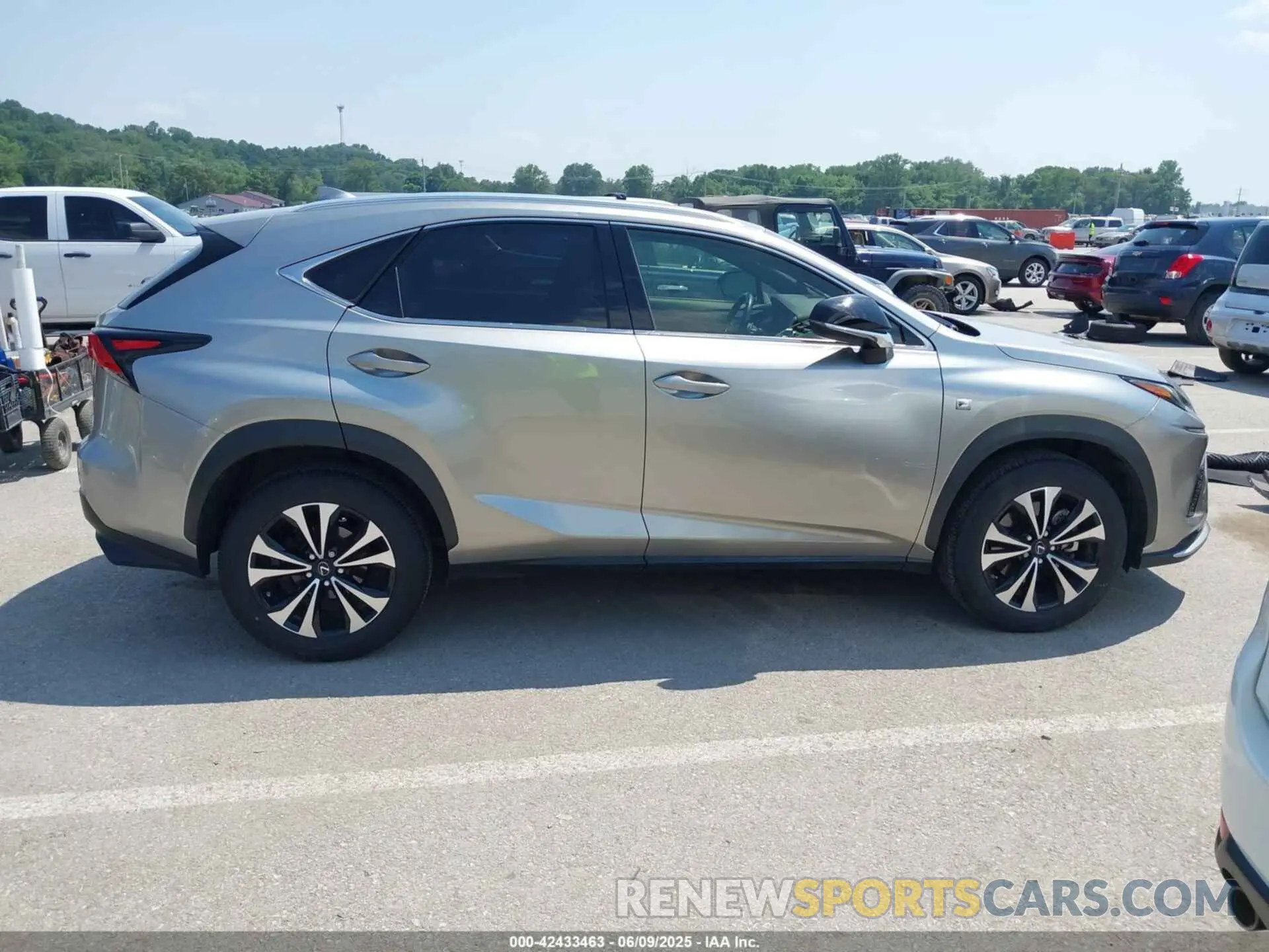 13 Photograph of a damaged car JTJSARDZ0L2235829 LEXUS NX 300 2020
