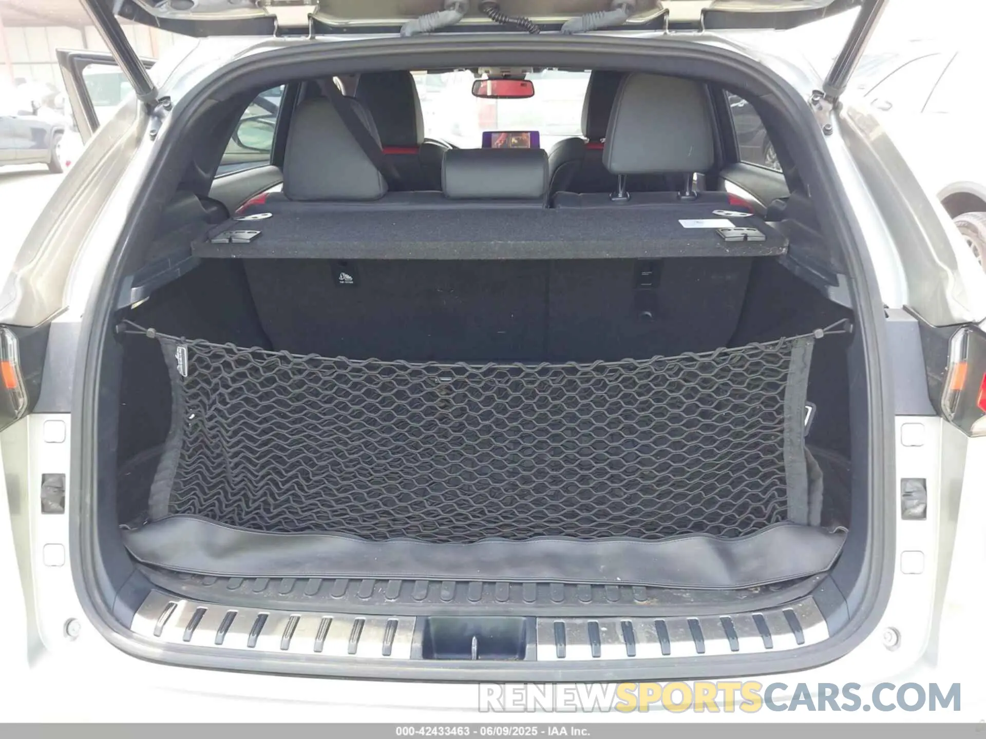 17 Photograph of a damaged car JTJSARDZ0L2235829 LEXUS NX 300 2020