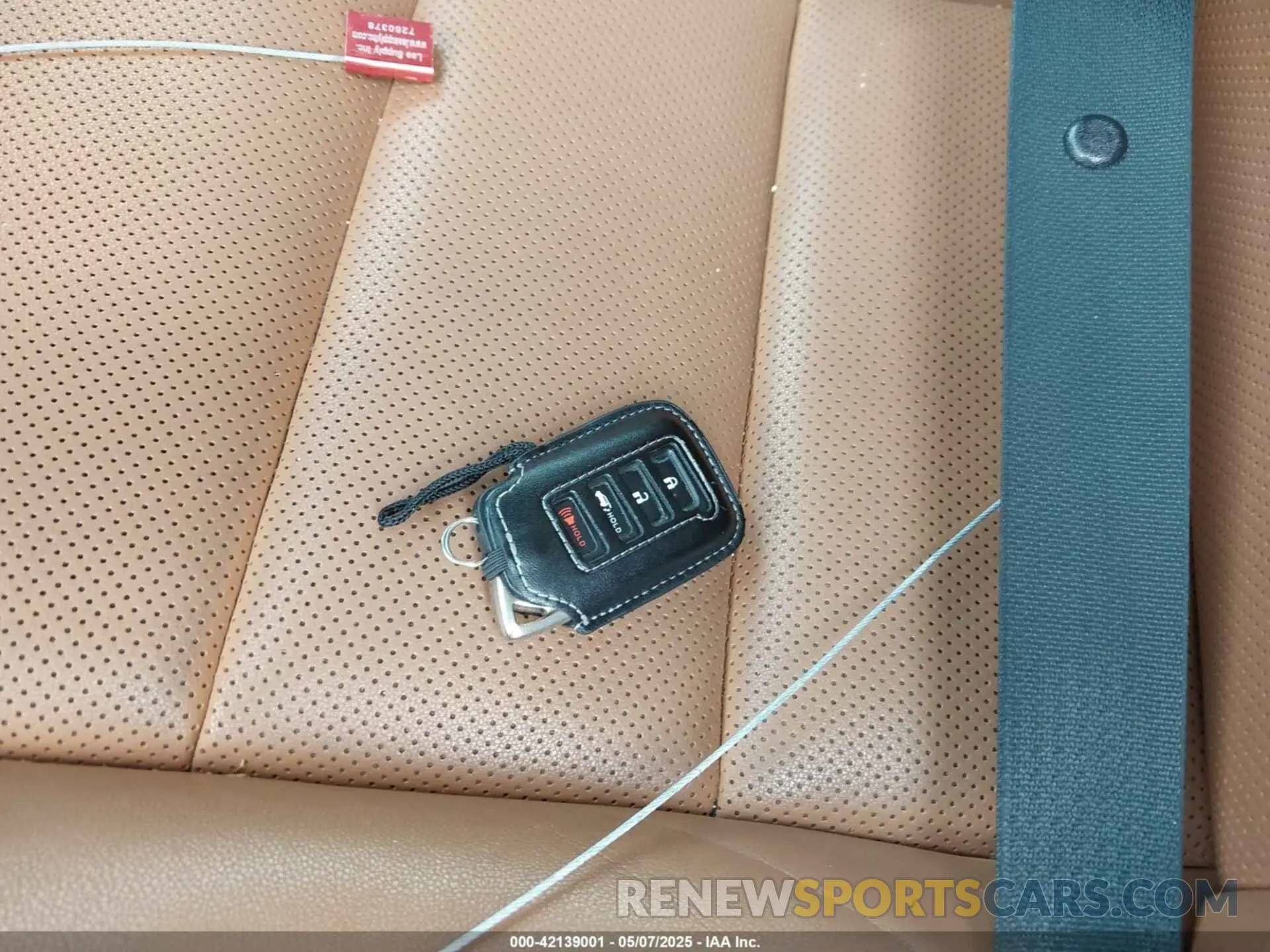 11 Photograph of a damaged car JTJGARDZ3M2249764 LEXUS NX 300 2021