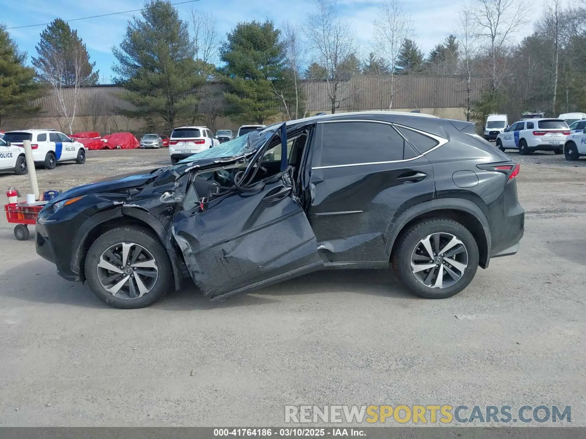 14 Photograph of a damaged car JTJGARDZ3M2252700 LEXUS NX 300 2021