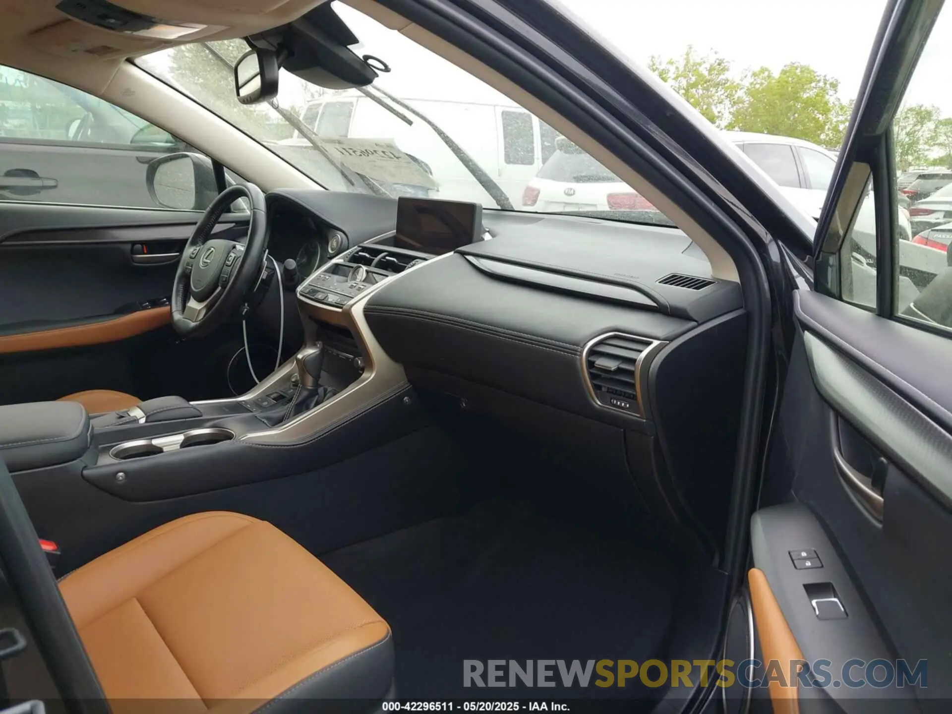 5 Photograph of a damaged car JTJGARDZ8M2248450 LEXUS NX 300 2021