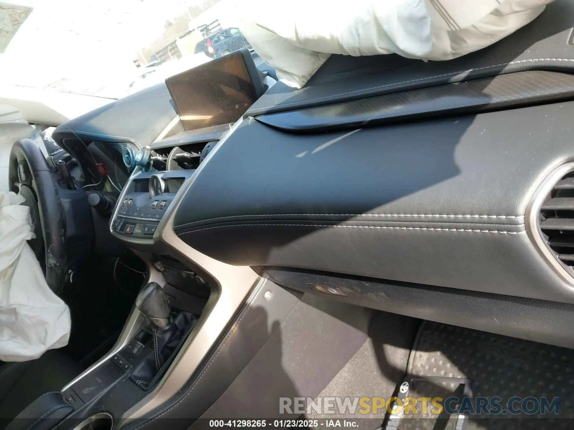 5 Photograph of a damaged car JTJBJRBZ8K2102978 LEXUS NX 300H 2019