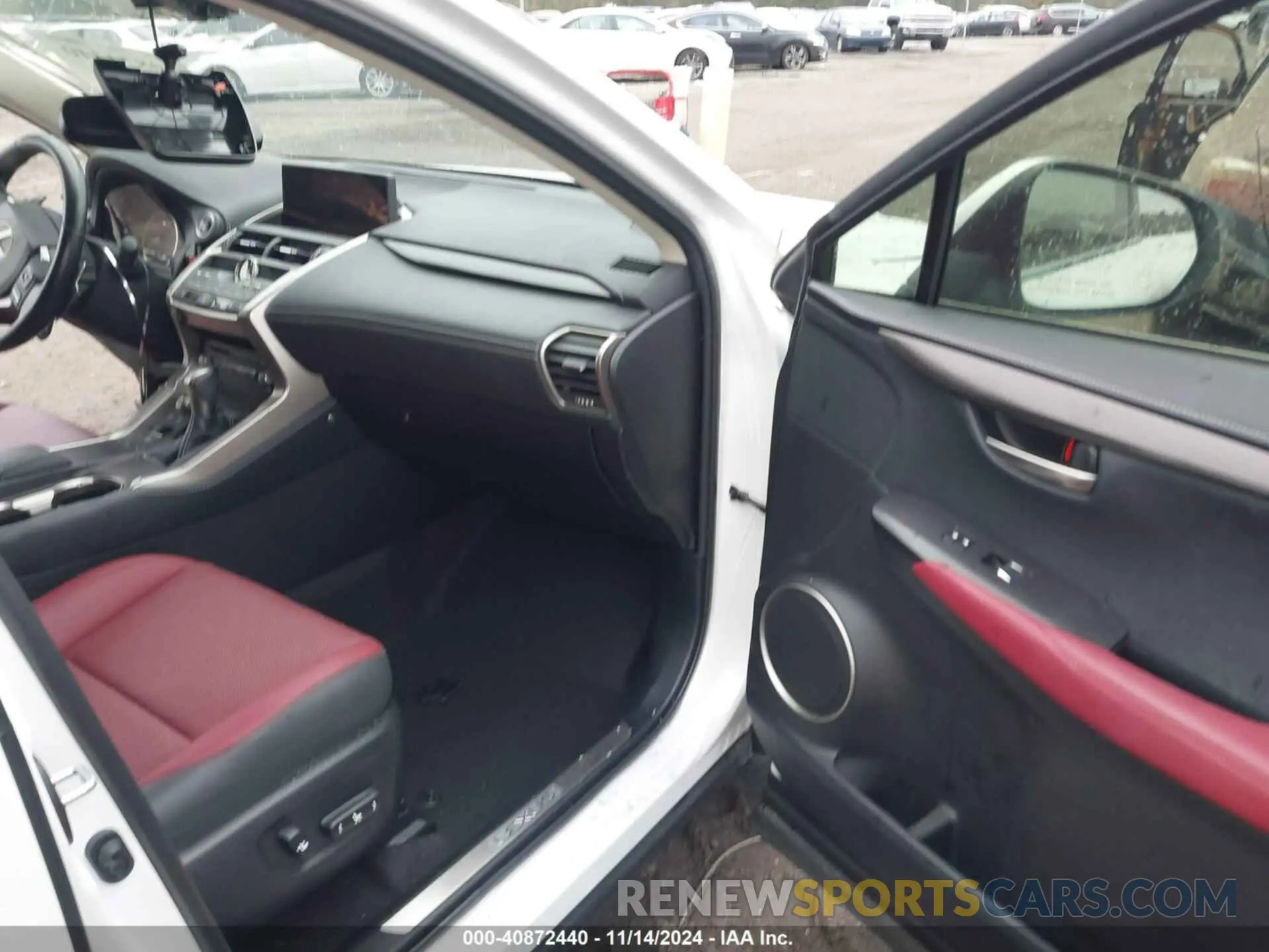 5 Photograph of a damaged car JTJGJRDZ3L5004170 LEXUS NX 300H 2020