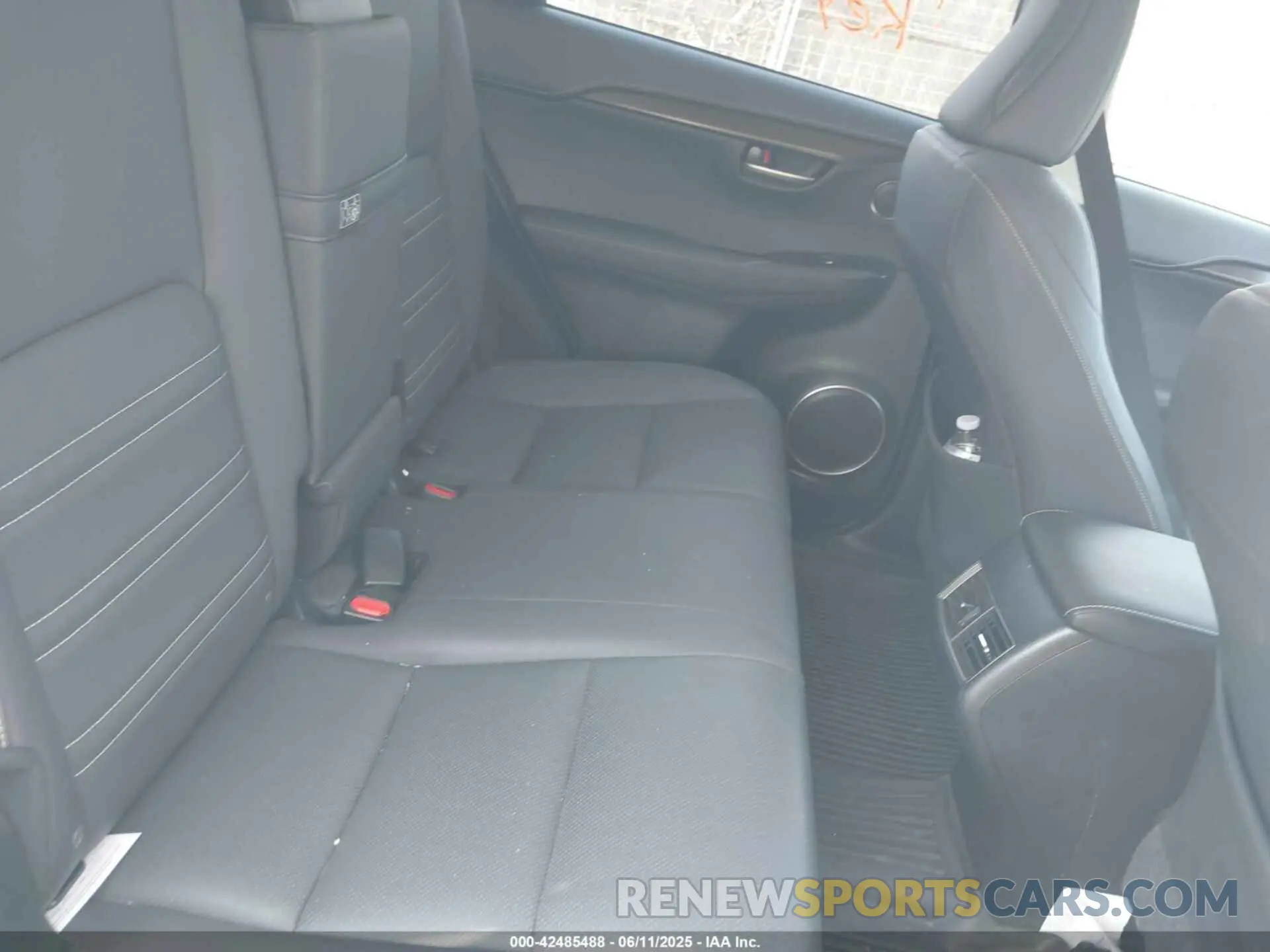 8 Photograph of a damaged car JTJDJRDZ6M2167482 LEXUS NX 300H 2021