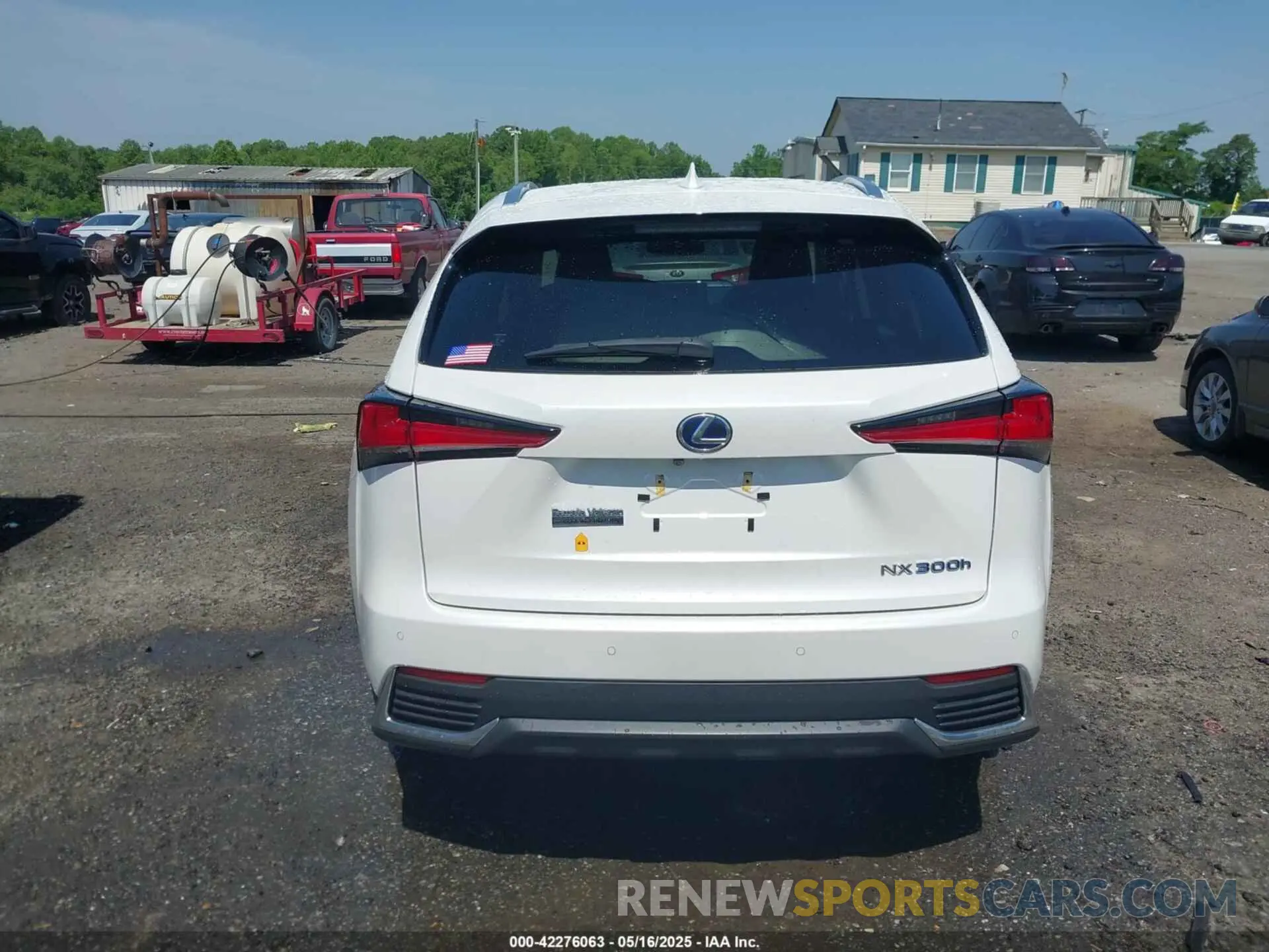 17 Photograph of a damaged car JTJDJRDZXM2167453 LEXUS NX 300H 2021